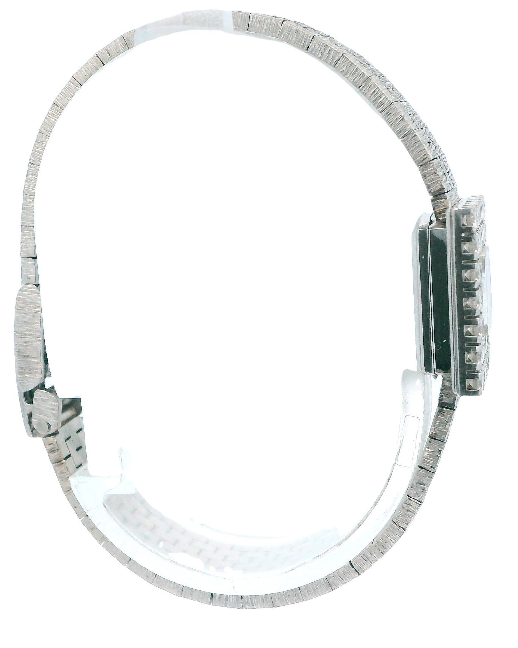 Zenith Montre mécanique en or blanc 18 carats sertie de diamants en vente 2