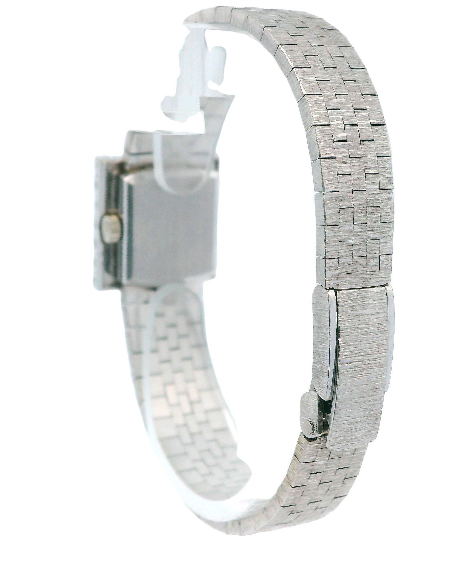 Zenith Montre mécanique en or blanc 18 carats sertie de diamants en vente 4