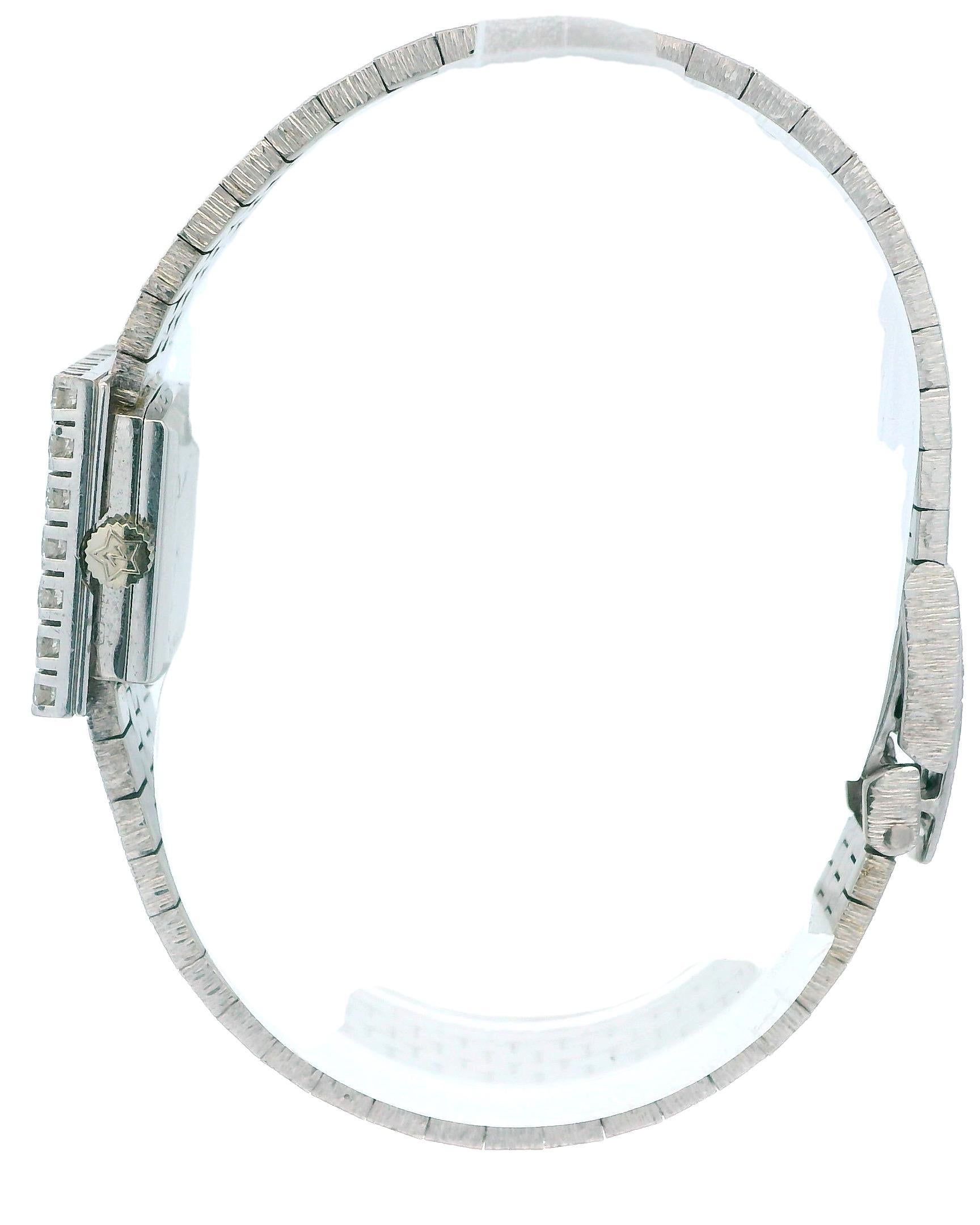 Zenith Montre mécanique en or blanc 18 carats sertie de diamants en vente 5