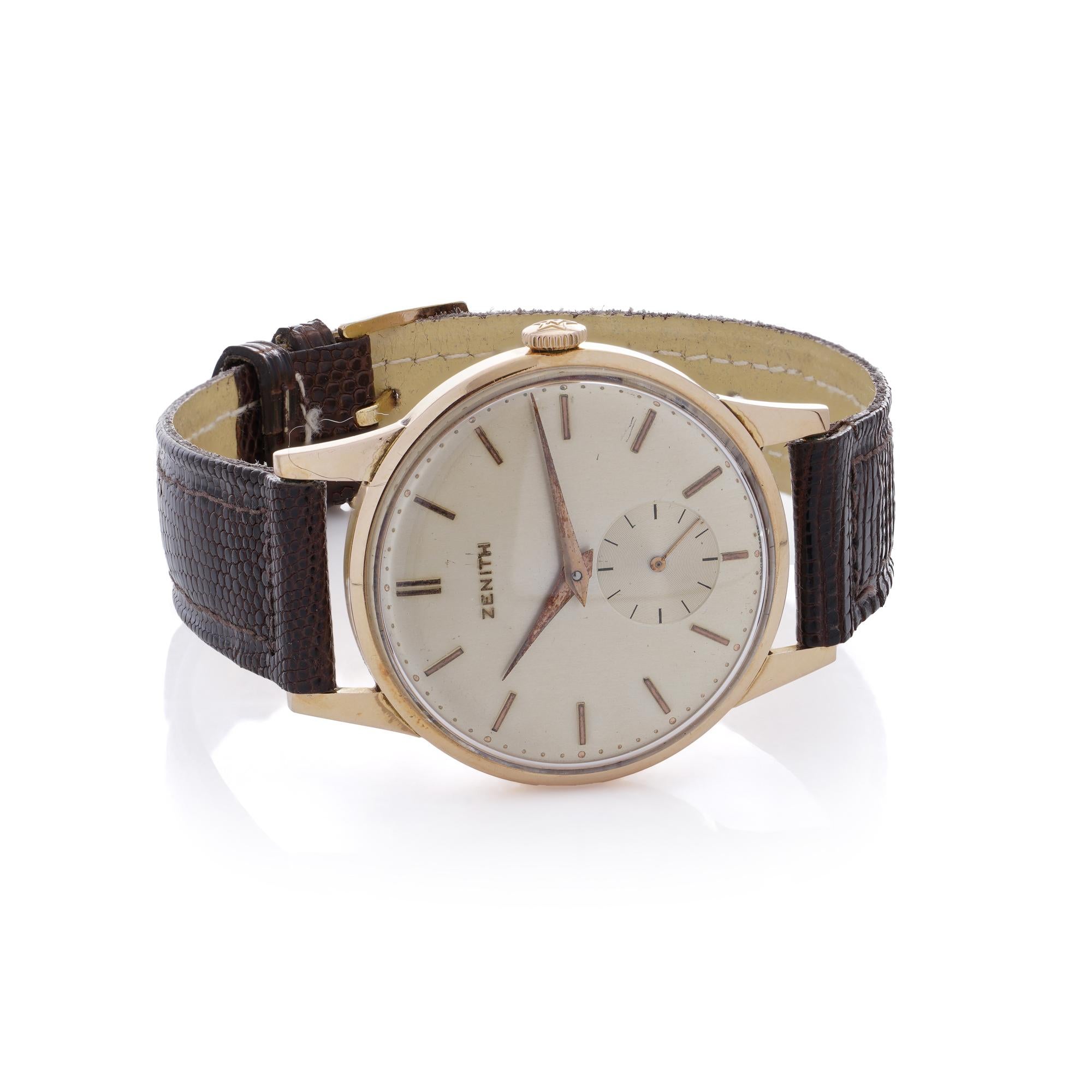 Zenith 18kt Gold Manual Wind Watch In Good Condition For Sale In Braintree, GB