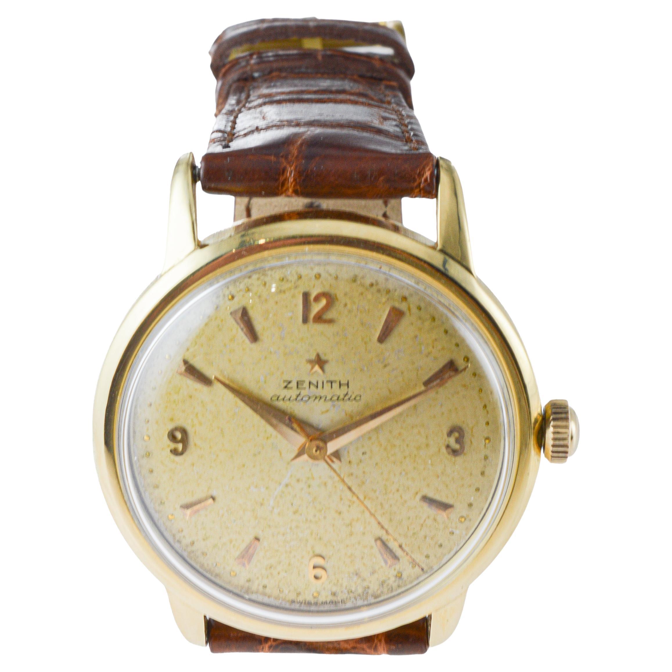 Zenith 18Kt Heavy Solid Gold Mid Century Watch circa 1960's For Sale 2
