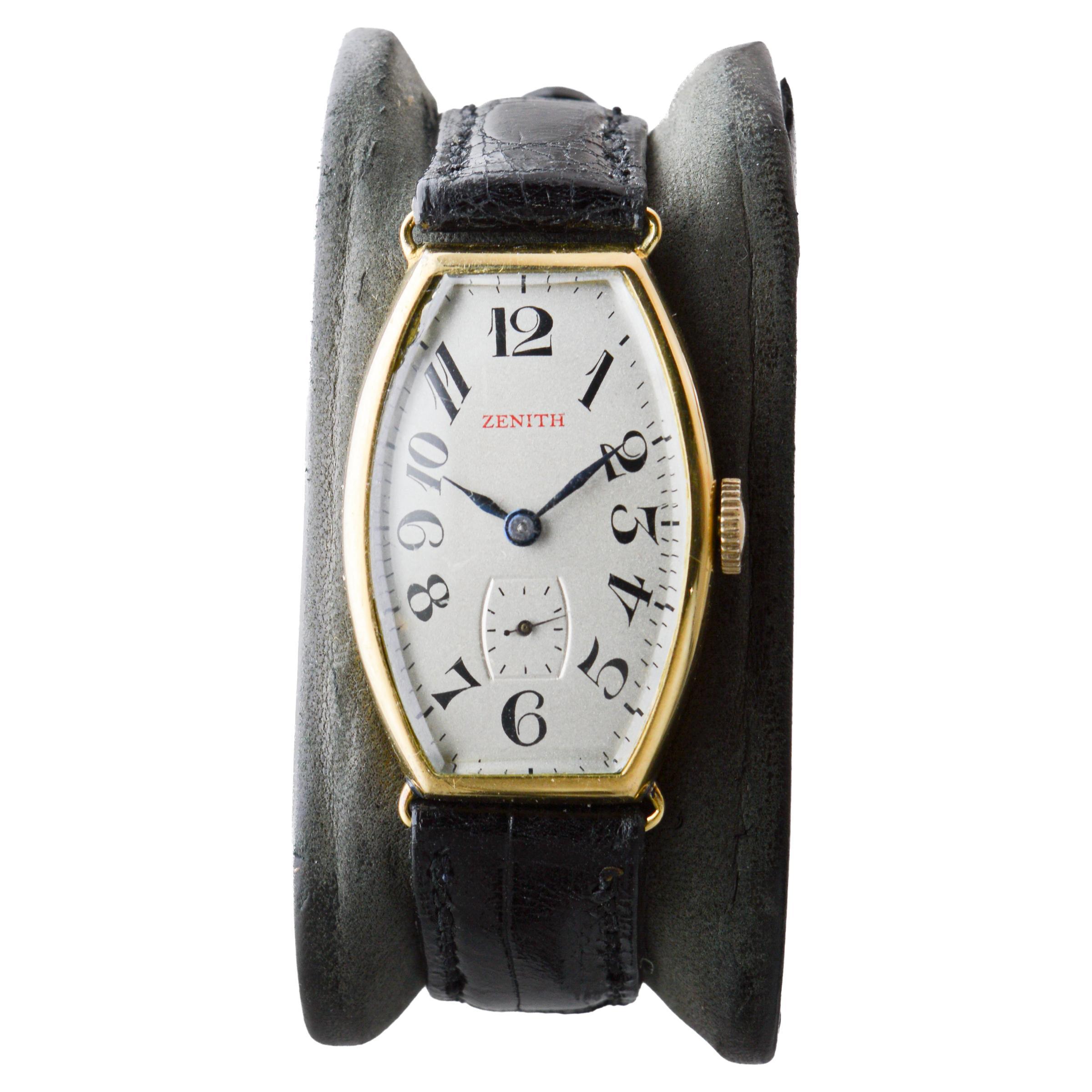 Zenith 18Kt Solid Gold Tonneau Shape Curvex Style circa 1930's