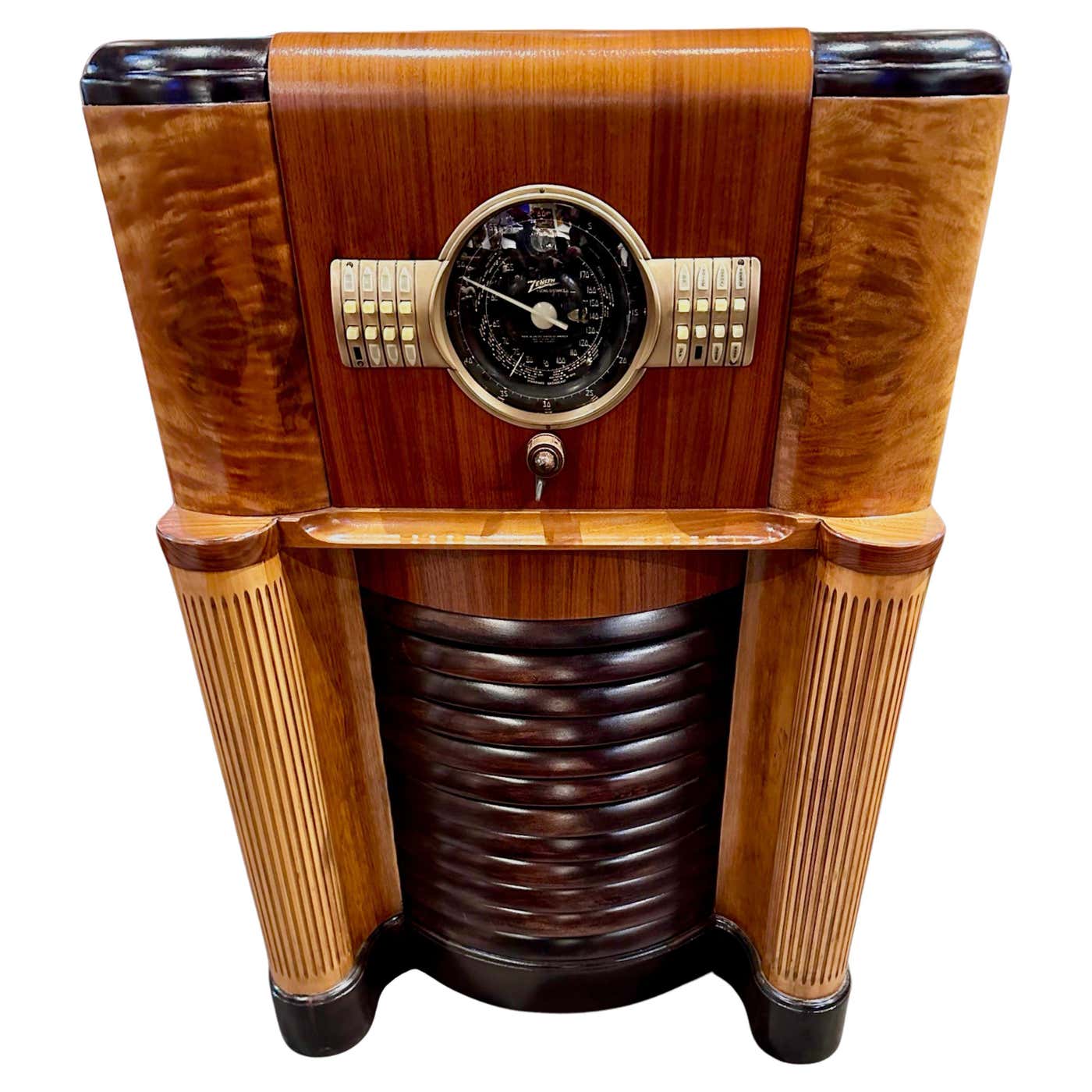 Zenith 1939 Art Deco model 12S370 Streamline 12 Tube Bluetooth Restored ...