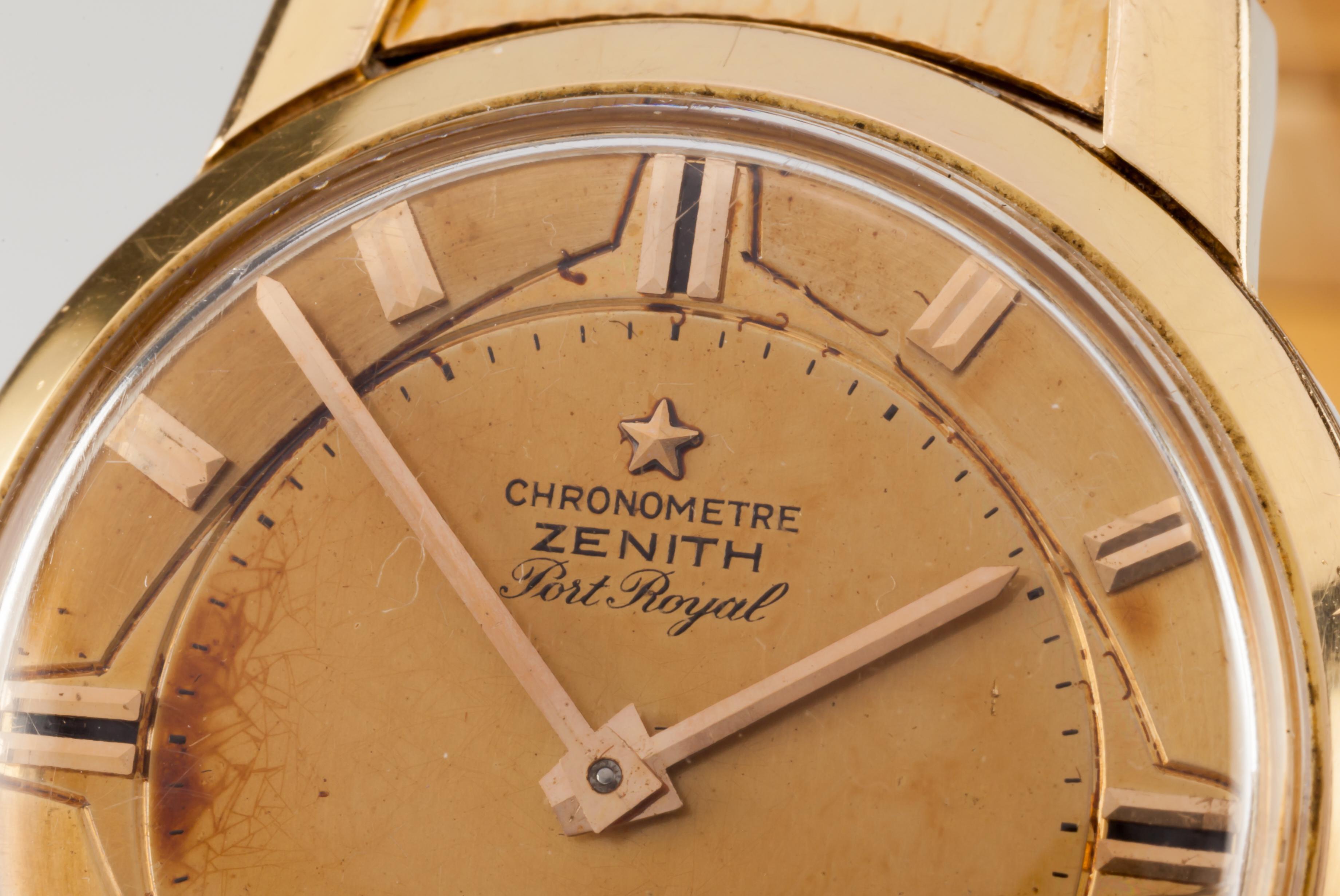Zenith Montre mécanique Port Royal en or jaune 18 carats Cal. 135 avec bracelet d'origine Bon état - En vente à Sherman Oaks, CA