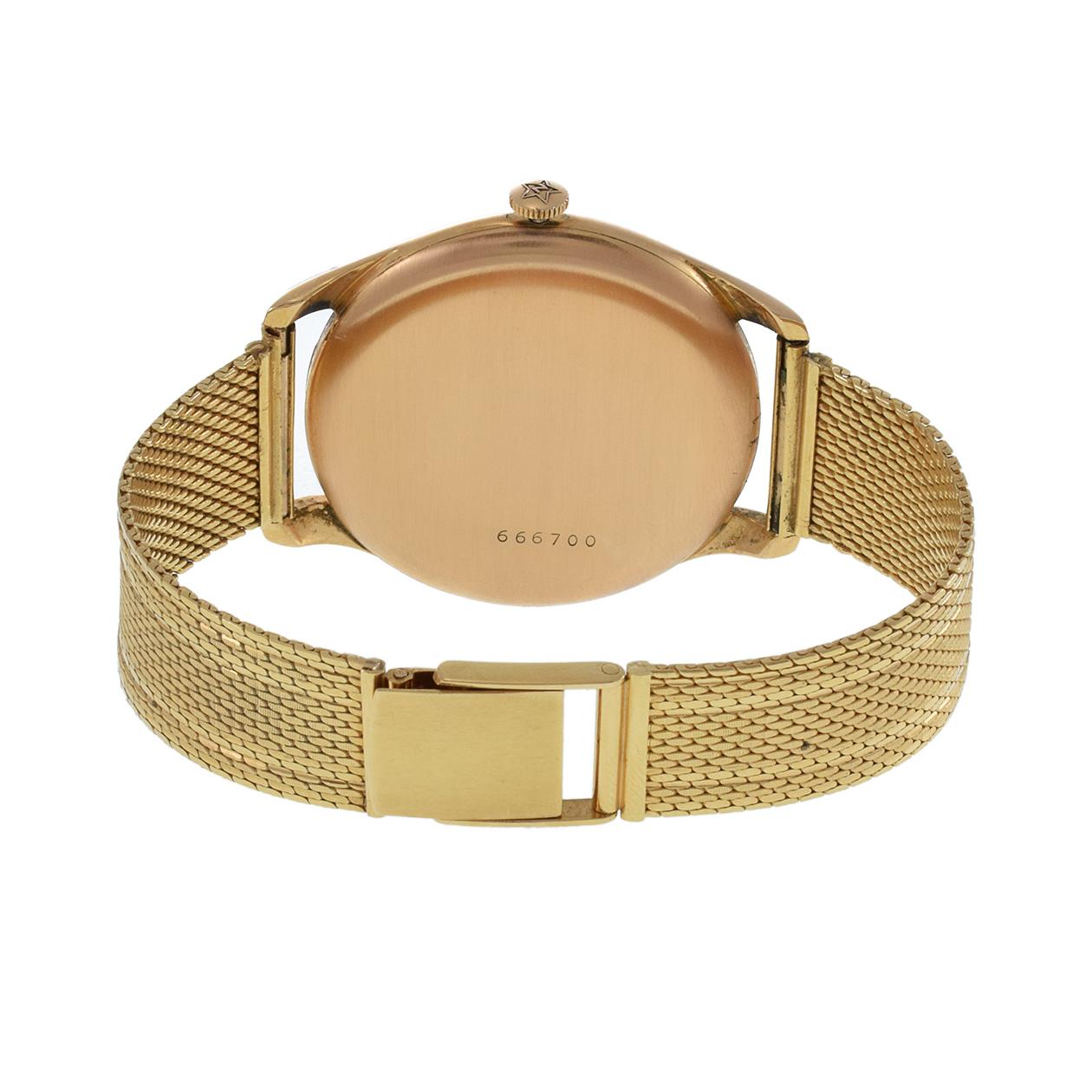 Zenith Calatrava JUMBO 38mm 18K Gold In Excellent Condition For Sale In New York, NY