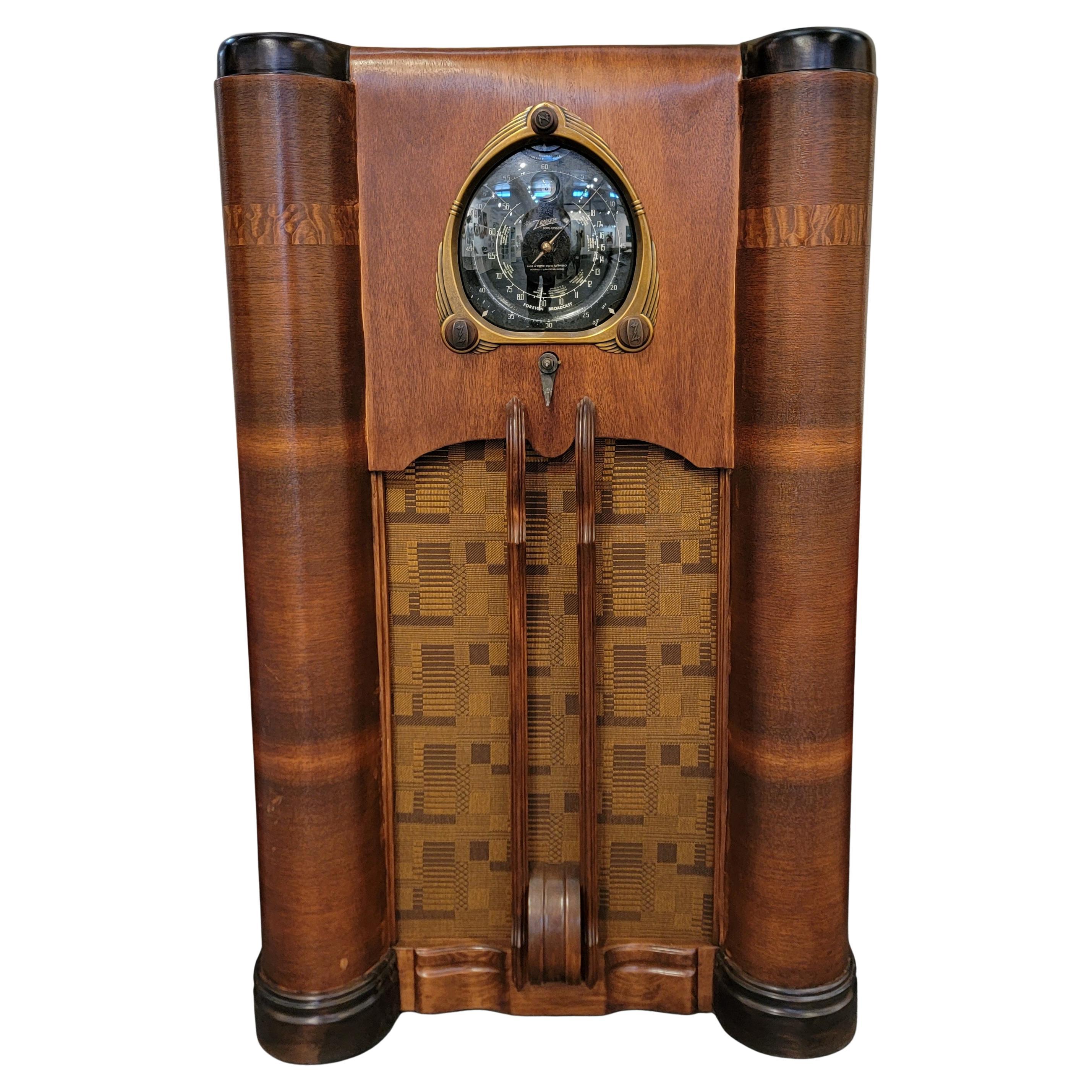 Zenith Console Radio Model 9-S-262