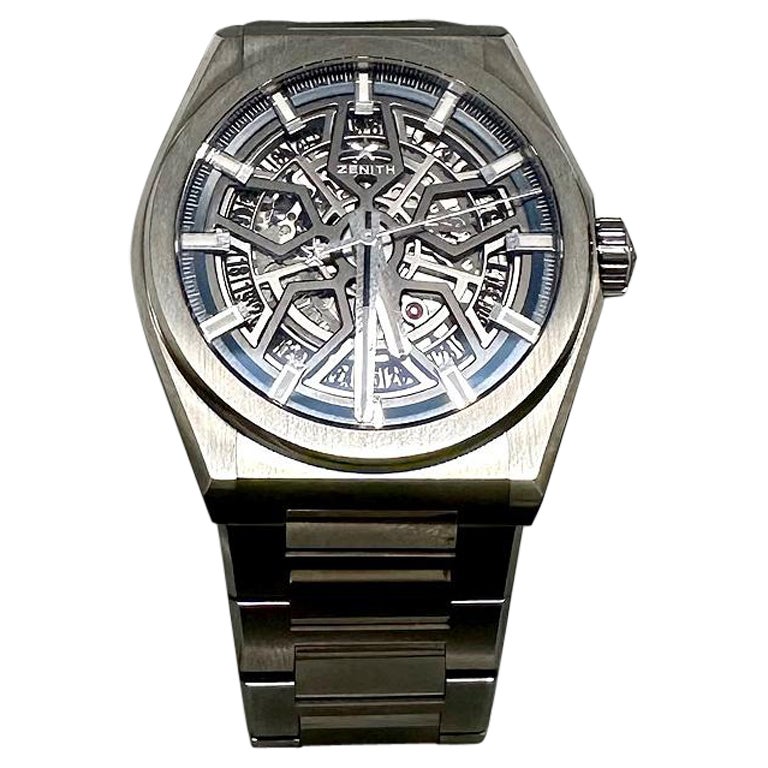 ZENITH DEFY Chronograph Limited Edition Skeleton Ausstellung Herrenuhr aus Titan im Angebot