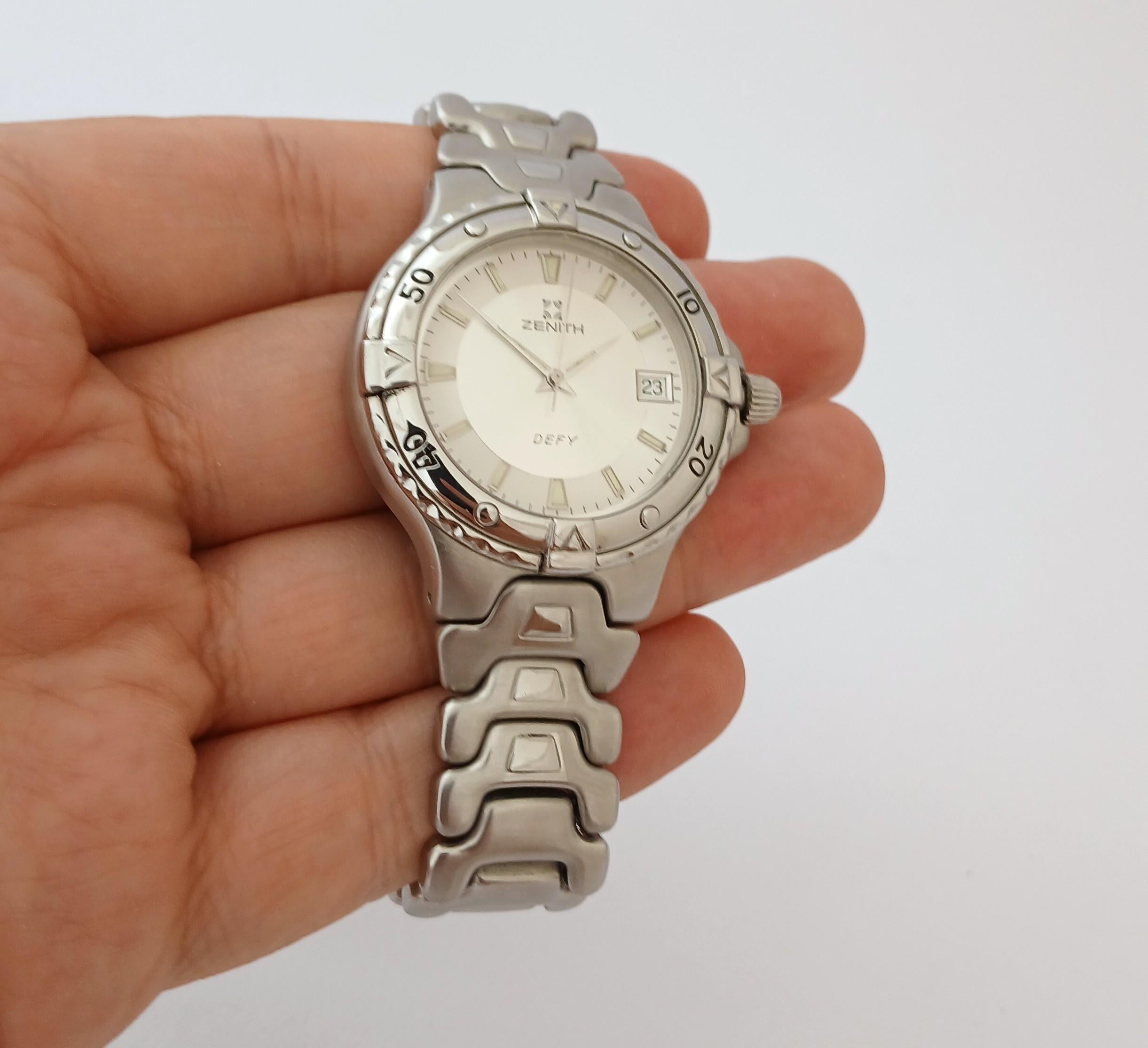 Zenith Defy Ref 02.2100. 225 Reloj de caballero de acero inoxidable de 38 mm en Bueno estado para la venta en Toronto, CA