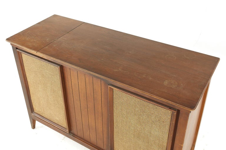 Zenith Mid Century Walnut and Cane Stereo Console For Sale at 1stDibs
