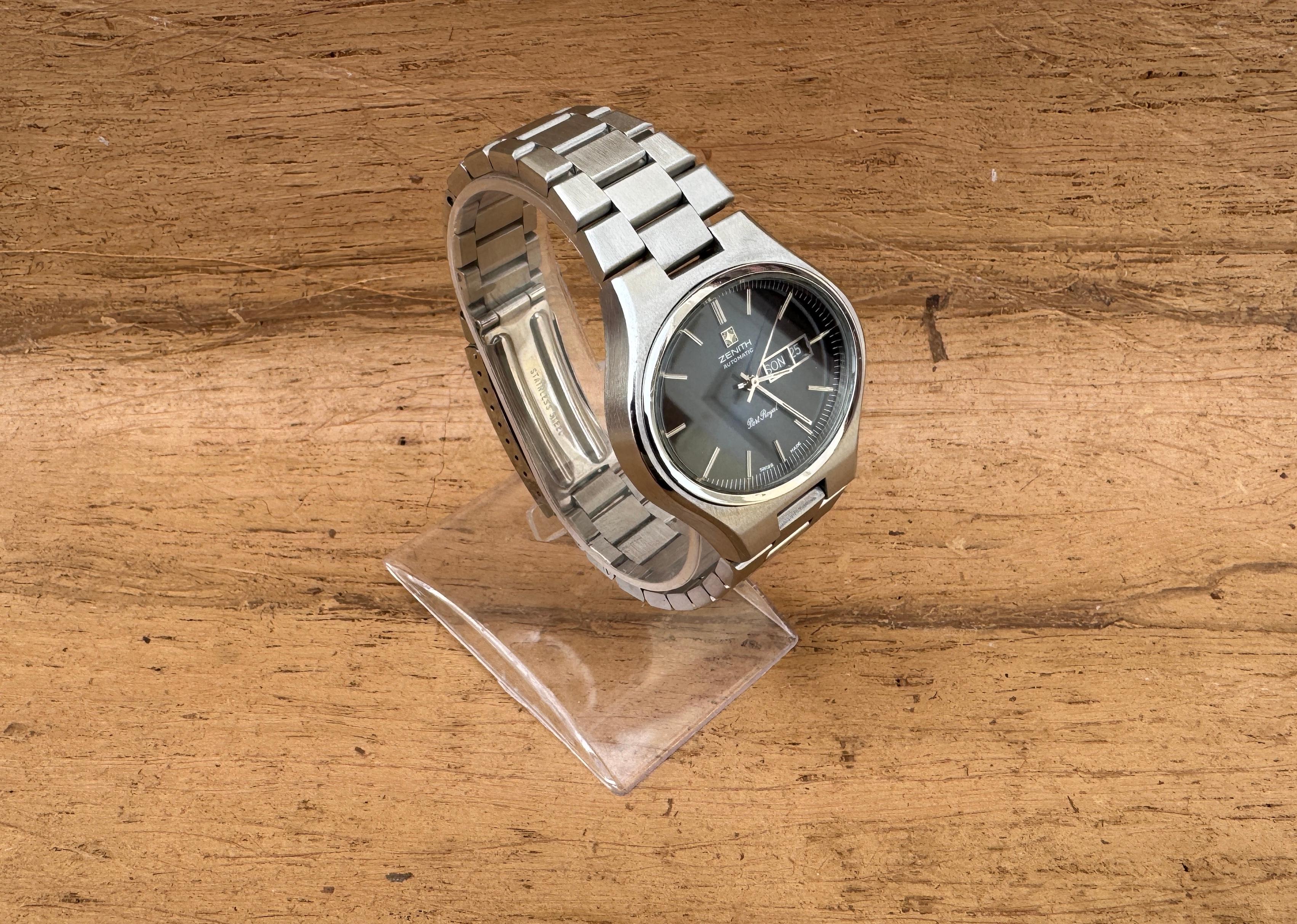 Zenith Port Royal automatique ref. 01-0091-346 Montre Bon état - En vente à Toronto, CA