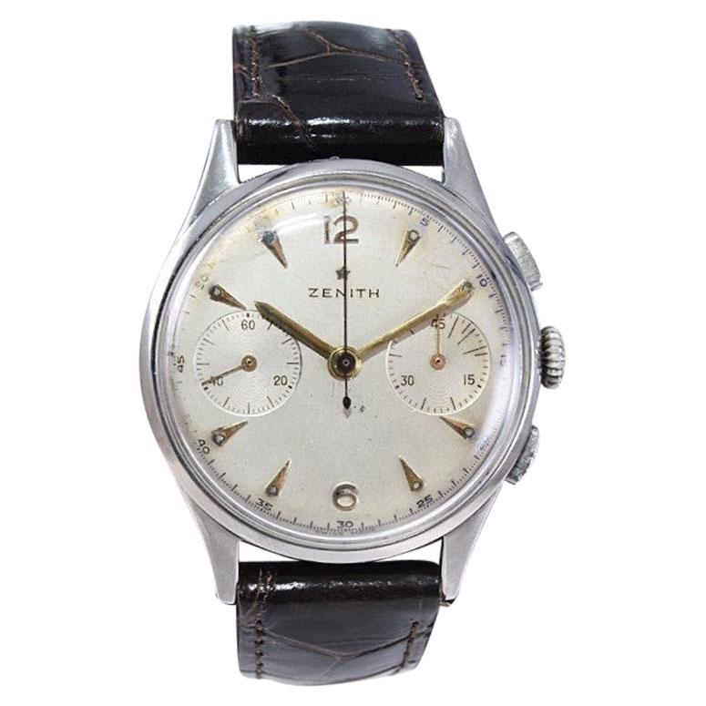 Zenith Montre-bracelet chronographe à cadran manuel en acier inoxydable avec cadran d'origine, vers les années 1940 en vente