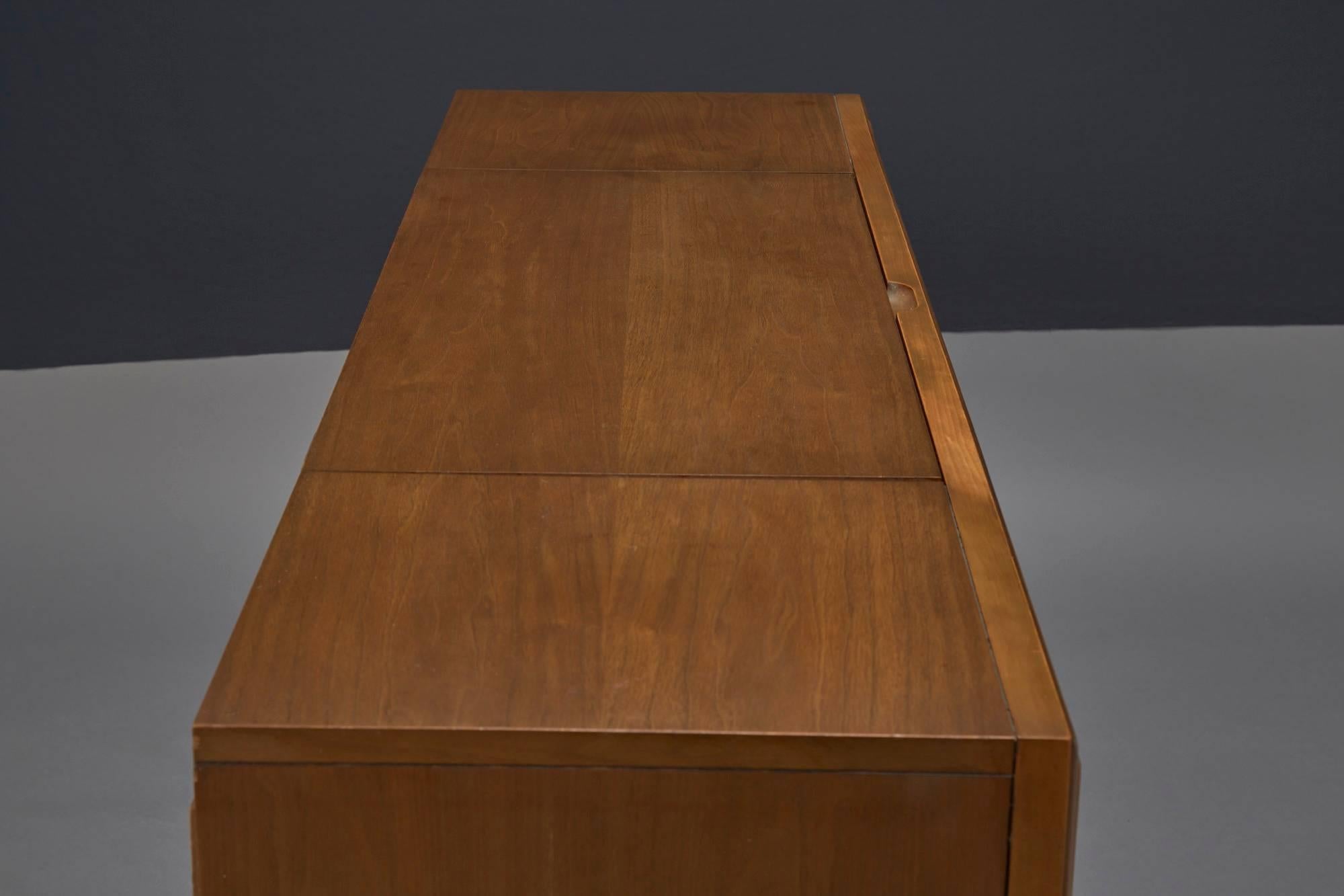 Mid-Century Modern Zenith Stereophonic Stereo Cabinet with Record Player and Working Radio