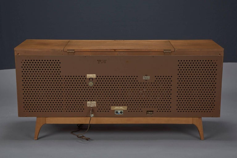Zenith Stereophonic Stereo Cabinet with Record Player and ...