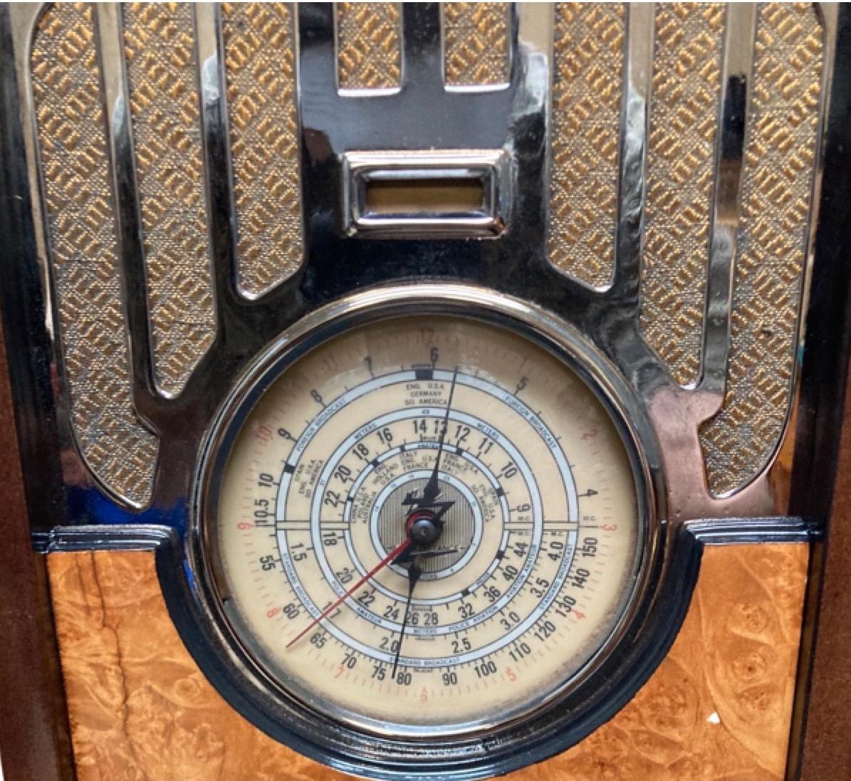 Mid-20th Century Zenith Tombstone Restored Radio Model 835 Chrome Grill Bluetooth Art Deco