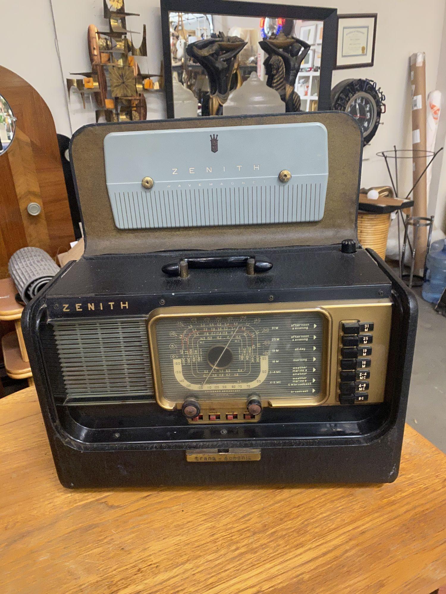 Mid-20th Century Zenith TransOceanic Model 5H40 Tube Radio 'Chicago Radio Lab', 1951
