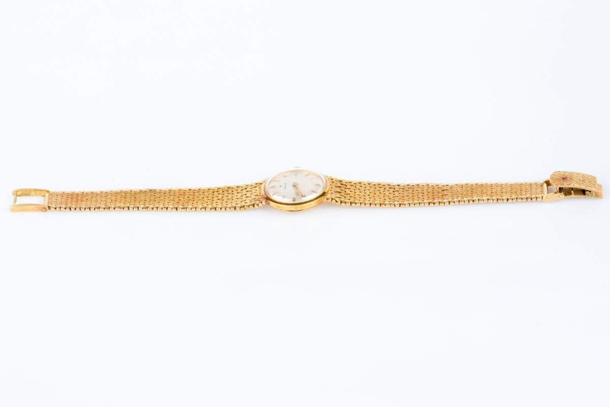 ZENITH watch in 18-carat yellow gold. For Sale 1