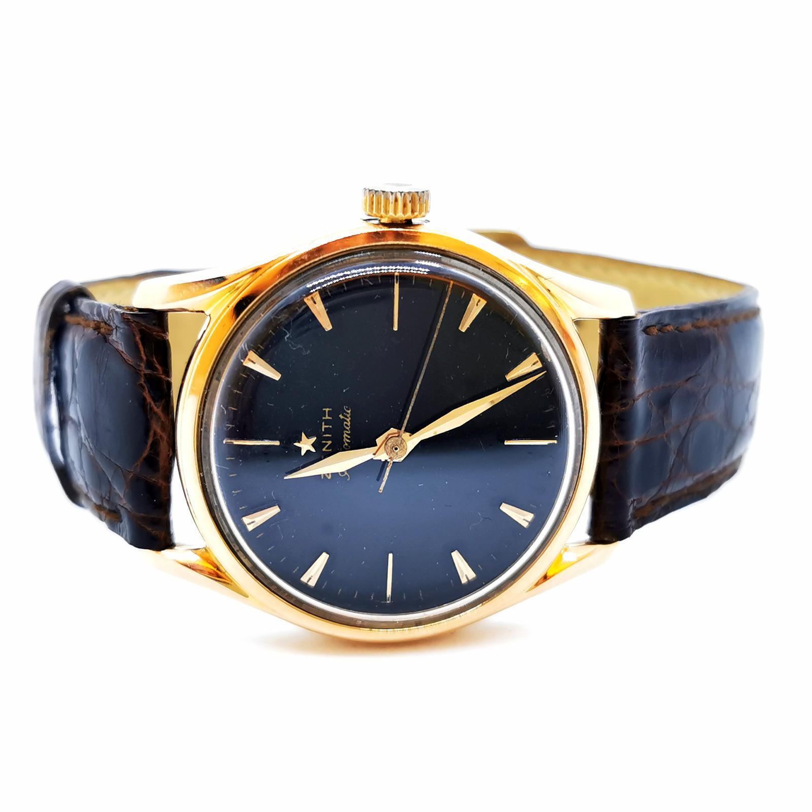 Zenith Watch  Yellow Gold In Good Condition For Sale In PARIS, FR