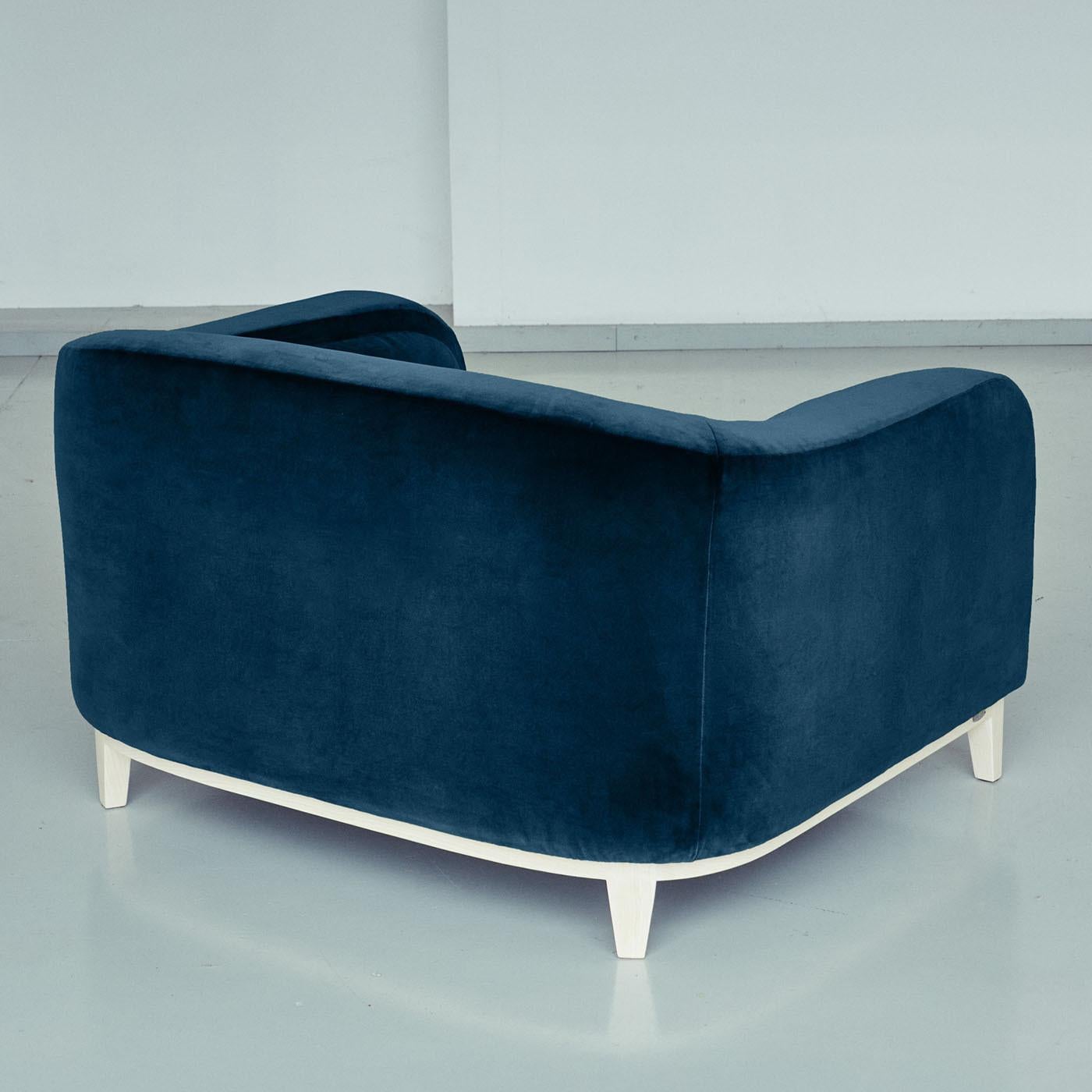 Zeno Eco Sessel aus dunkelblauem Samt von Brian Sironi von Biosofa im Zustand „Neu“ im Angebot in Milan, IT
