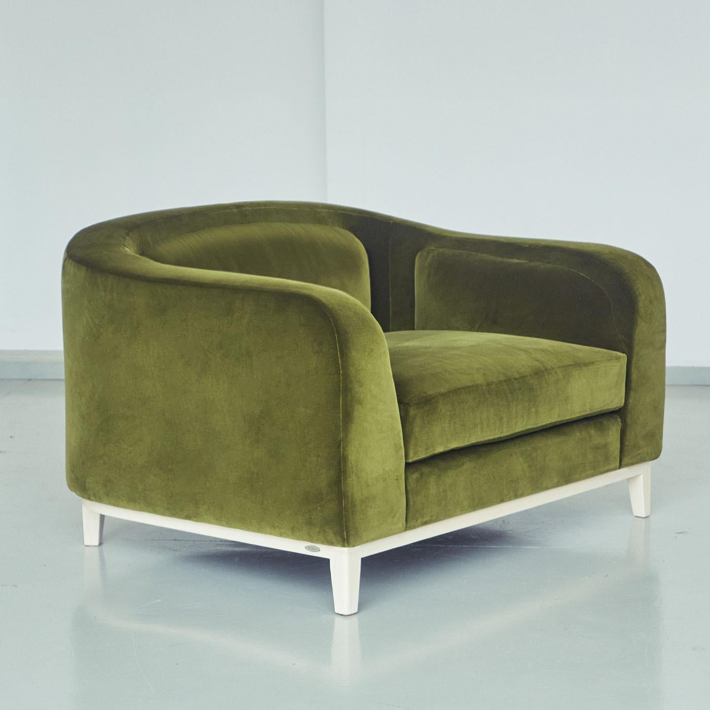 Zeno Eco Sessel aus olivgrünem Samt von Brian Sironi (21. Jahrhundert und zeitgenössisch) im Angebot