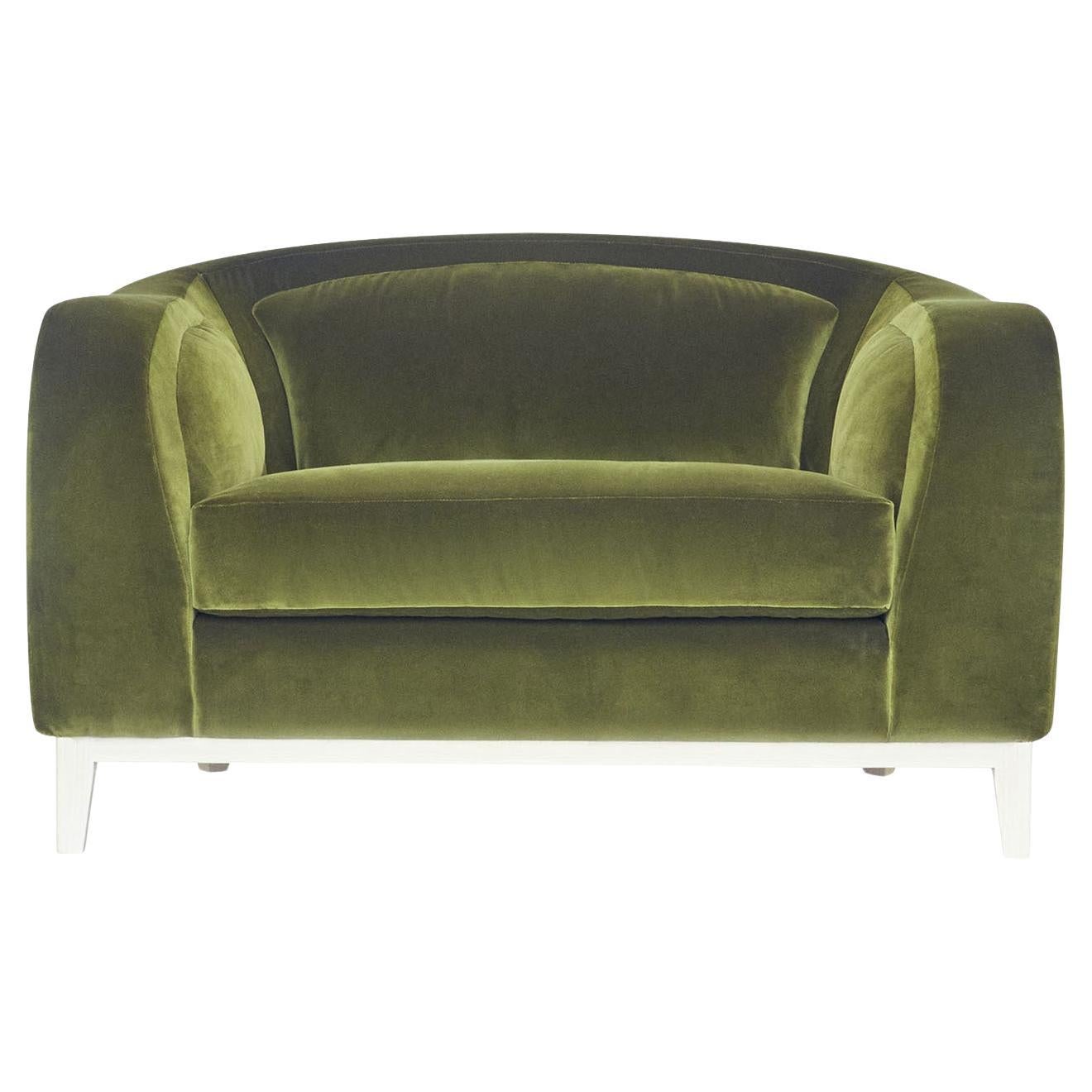 Sillón de terciopelo verde oliva Zeno Eco de Brian Sironi