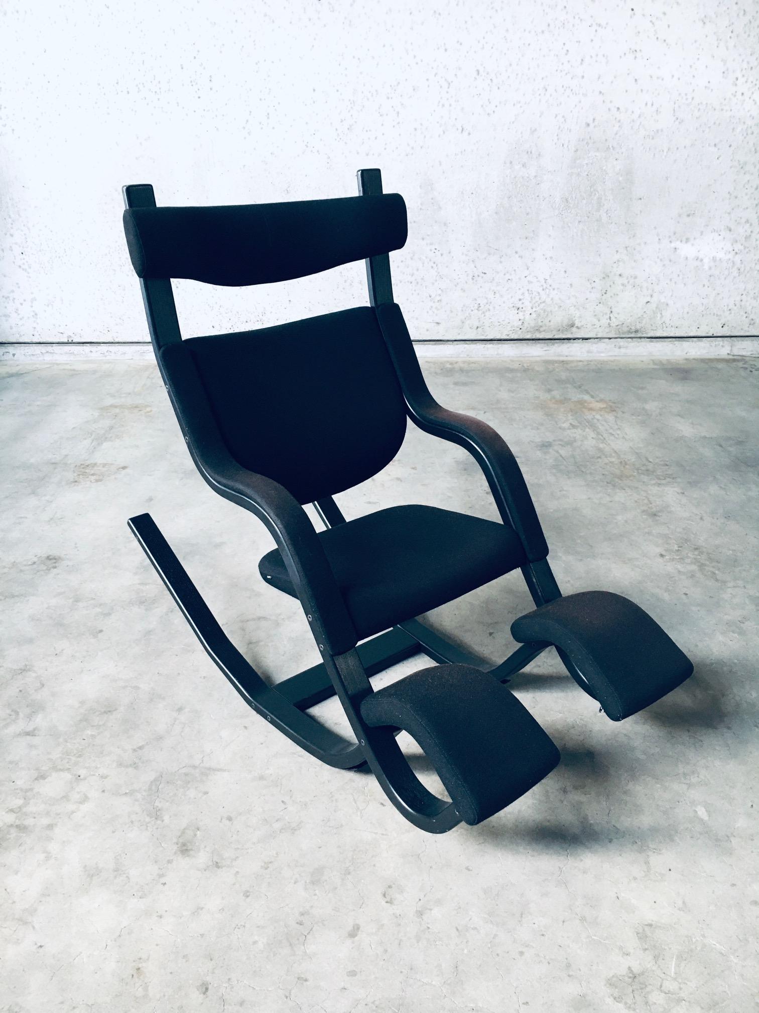 'Zero Gravity' Rocking Chair by Peter Opsvik for Stokke Varier, Denmark 1991 For Sale 12