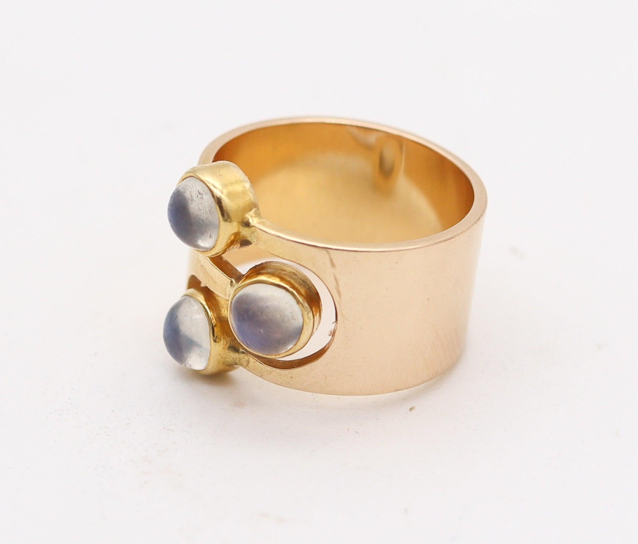 ZERO-GROUP Anello scultoreo modernista olandese del 1970 in oro 14Kt con pietre di luna in vendita 2