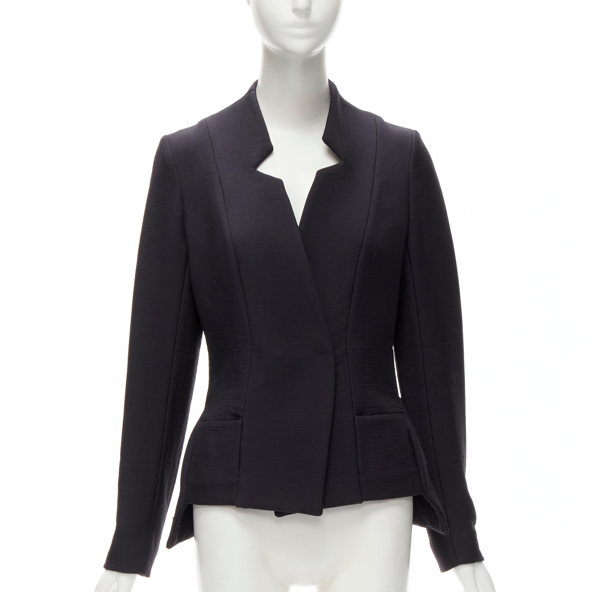 Noir Veste ZERO MARIA CORNEJO à col en laine noire découpée taille US 2 S en vente