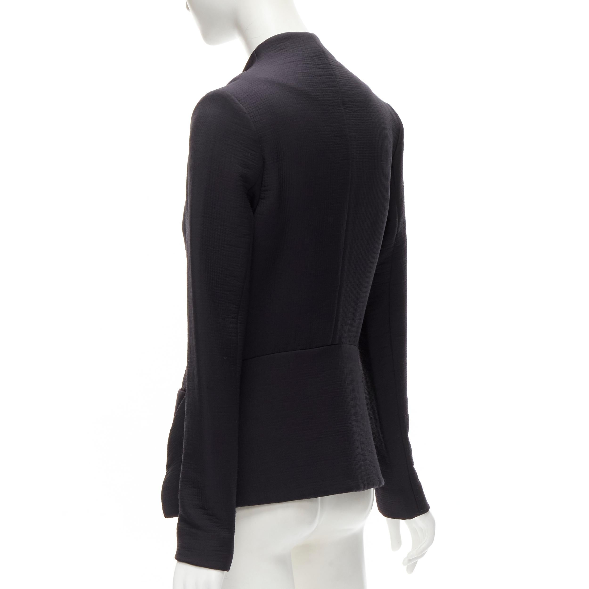 Veste ZERO MARIA CORNEJO à col en laine noire découpée taille US 2 S en vente 2
