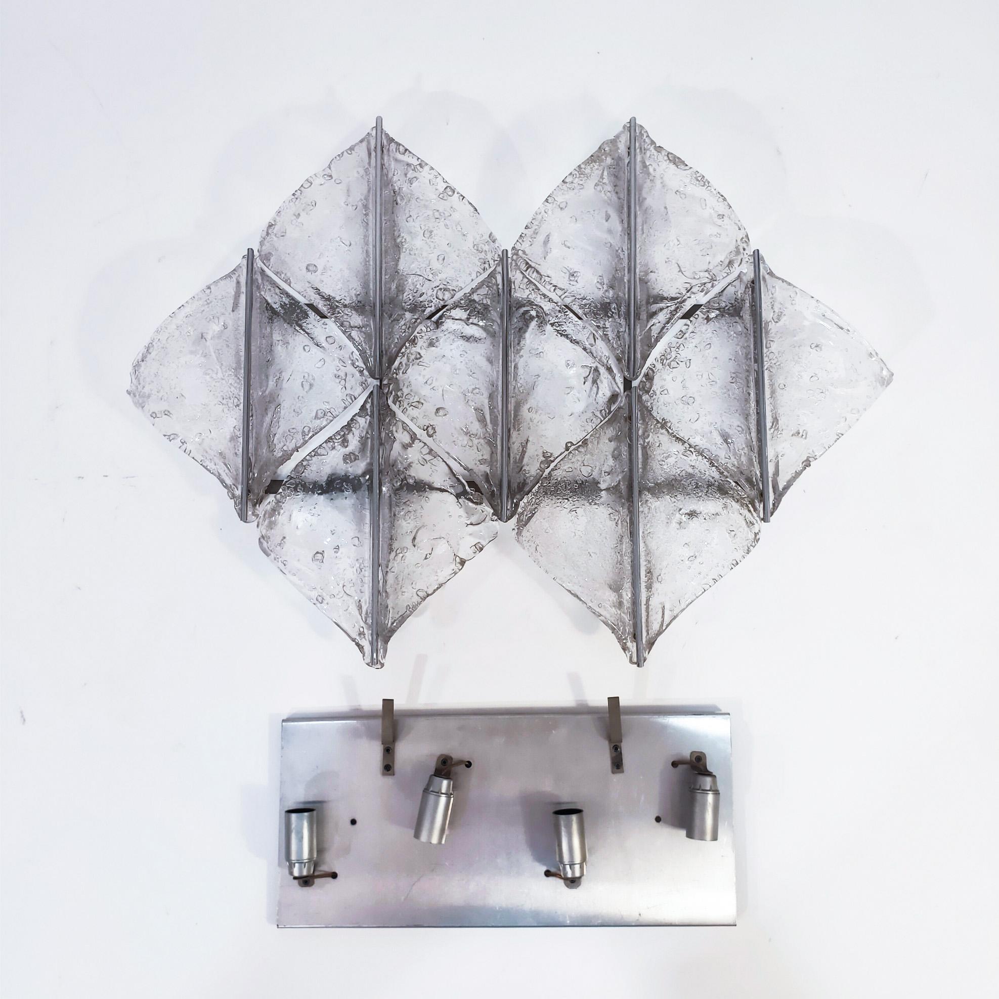 Zero Quattro, Milán. Enorme candelabro brutalista de cristal buble de Murano, Italia, años 70 finales del siglo XX en venta