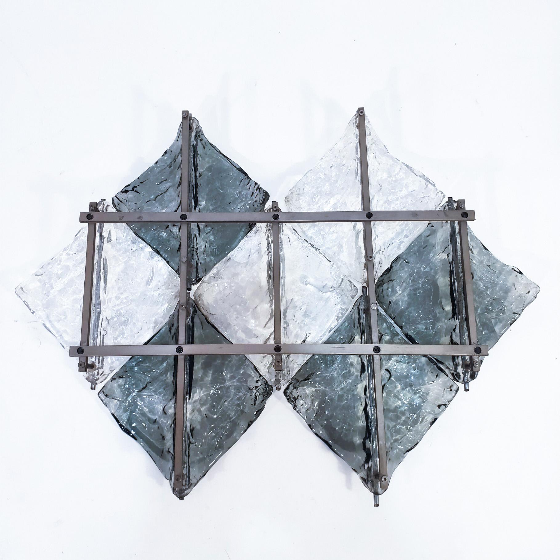 Zero Quattro, Milán. Enorme candelabro brutalista de cristal de Murano, Italia, años 70 en venta 3