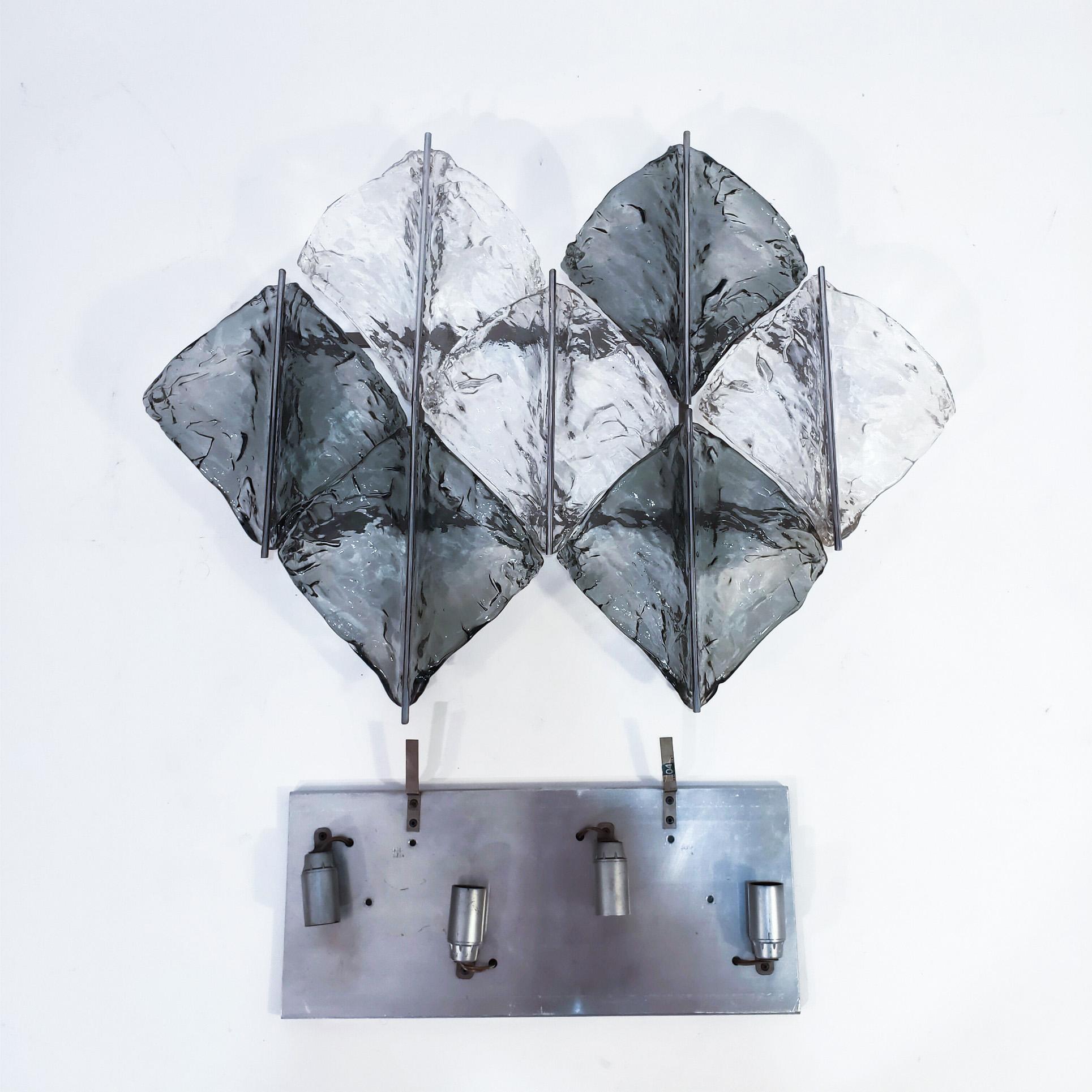 Zero Quattro, Milán. Enorme candelabro brutalista de cristal de Murano, Italia, años 70 finales del siglo XX en venta
