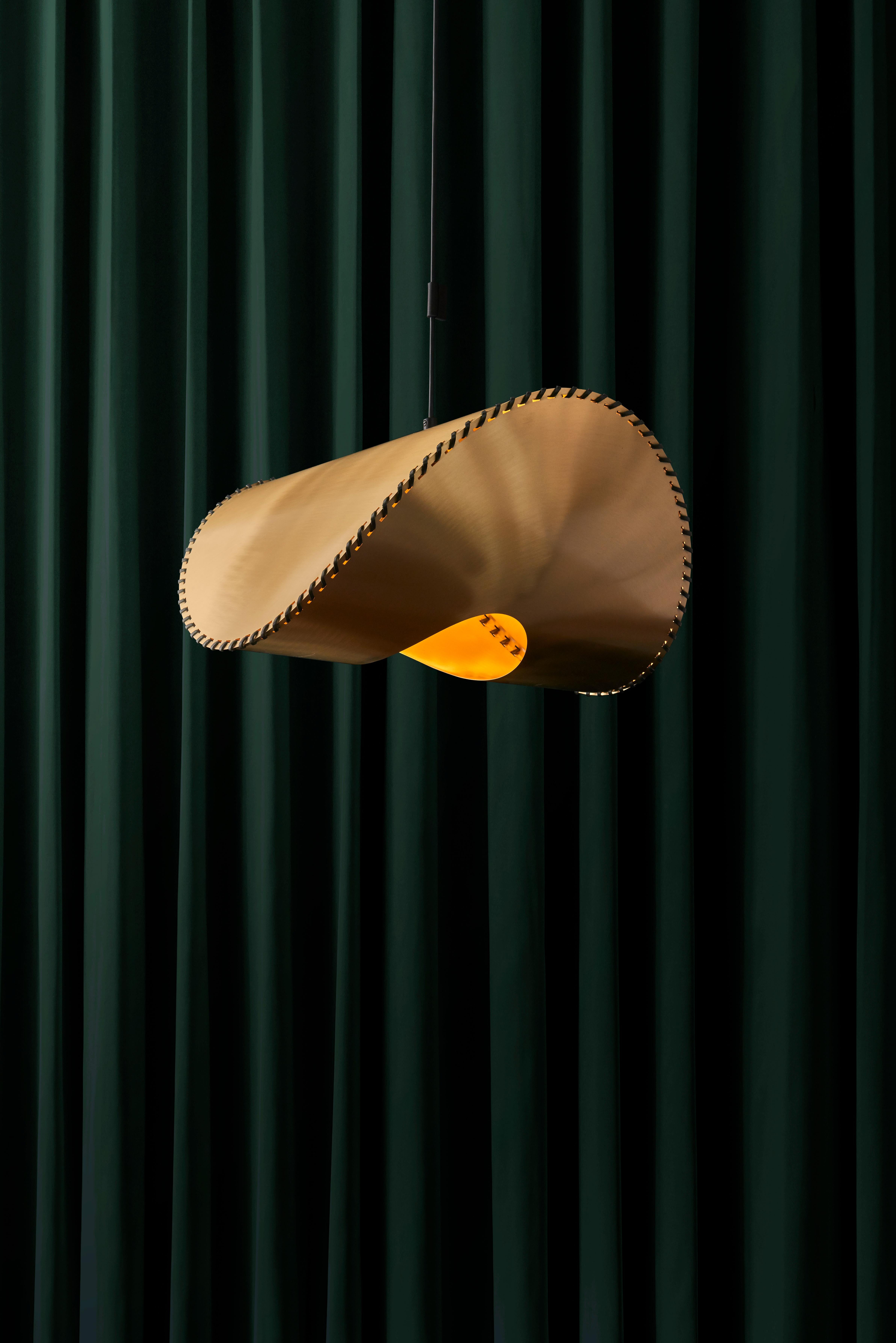 Zero Small Pendant Lamp in Vegetable Tanned Leather & Polyacetal by UNIQKA For Sale 1