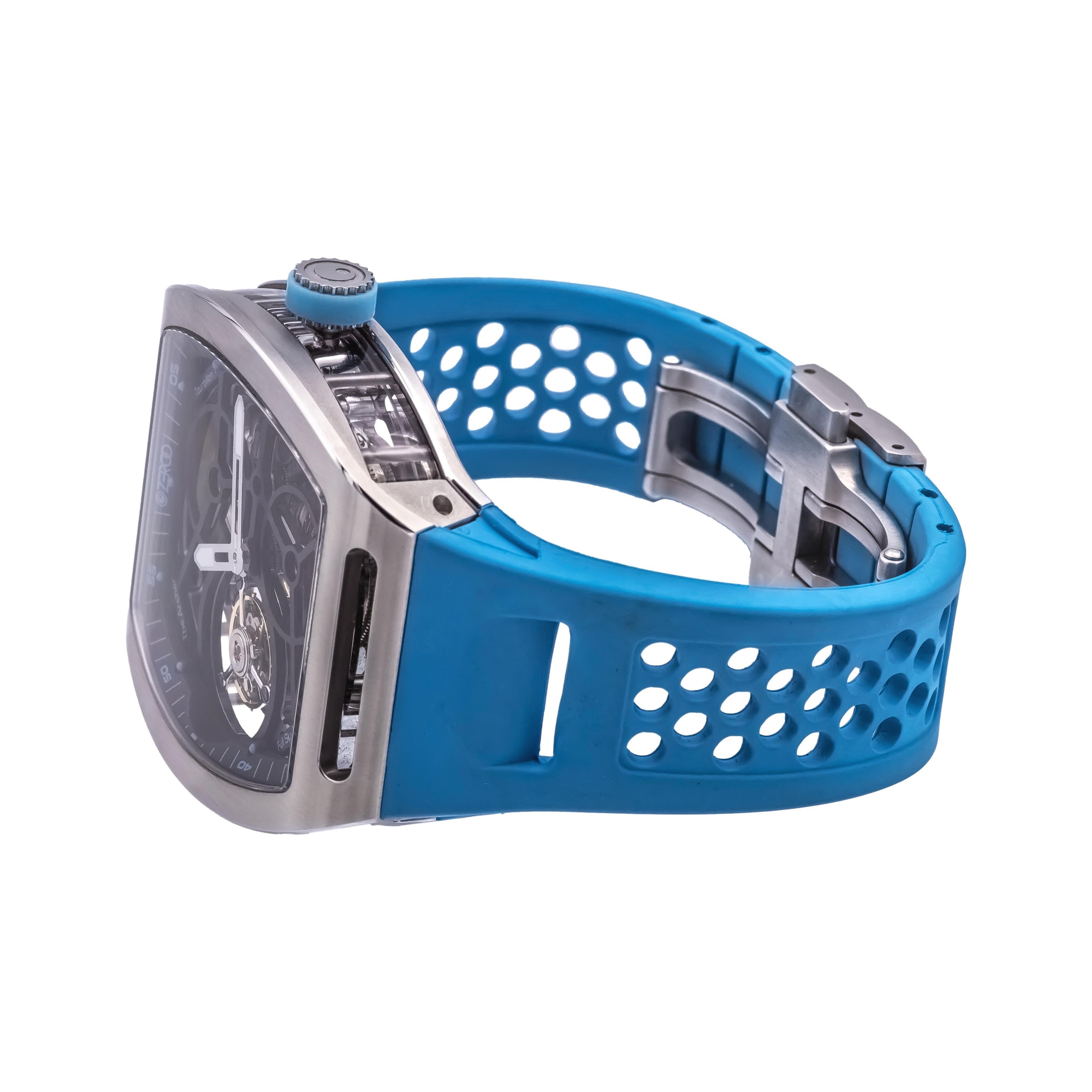 Este sofisticado  El reloj mecánico de ZEROO es nuevo y no se ha usado.  Cuenta con la Cal. Movimiento de cuerda manual ZT01 que funciona a 28.800 Hz/h, combinando precisión y diseño atemporal. El reloj está alojado en una duradera caja de acero