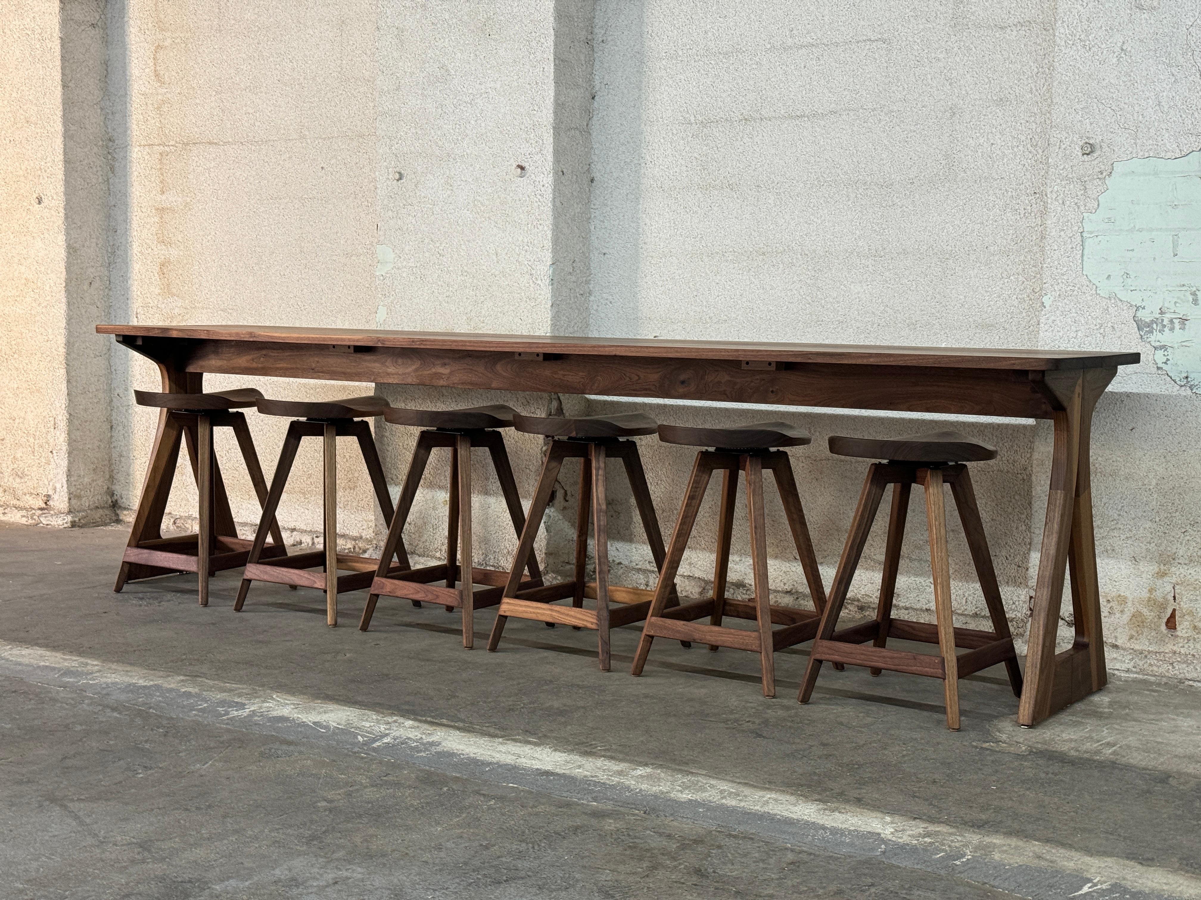 ZETA Expanding Sofa Table For Sale 5