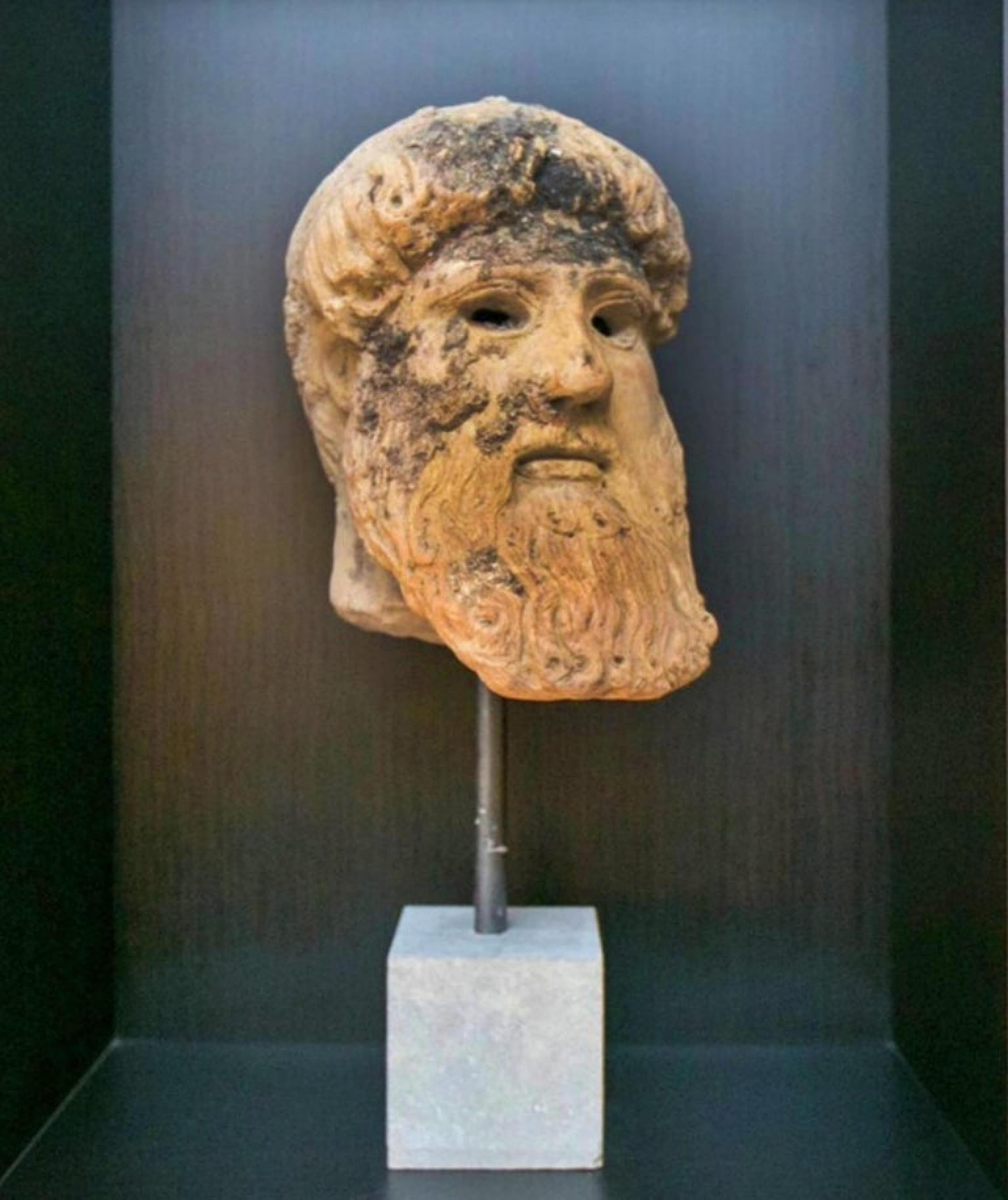 Modern Zeus Di Capo Artemision, Terracotta Head, Cronide, Early 20th Century For Sale