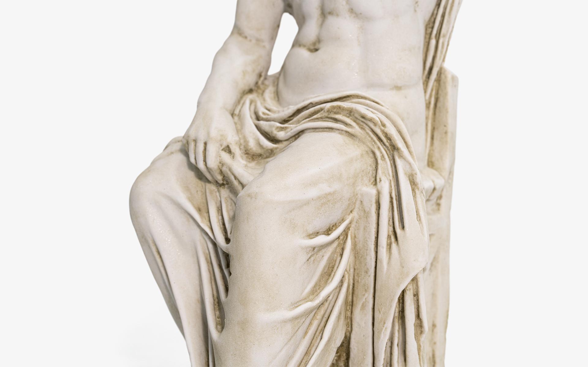 Zeus realizzato con polvere di marmo compressa in vendita 2