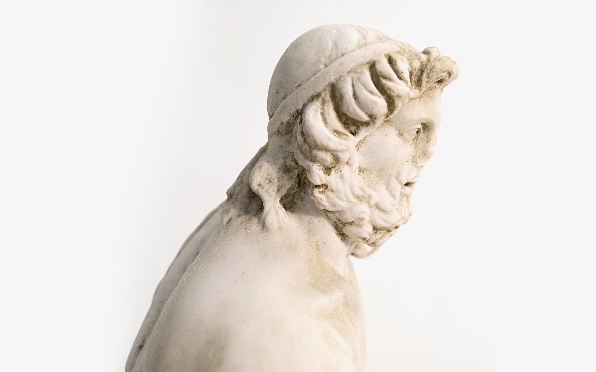 Zeus realizzato con polvere di marmo compressa in vendita 4