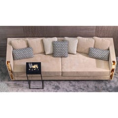 Sofá Zeus de cuero Carmen, cuerno oscuro y madera lacada negra by Arcahorn