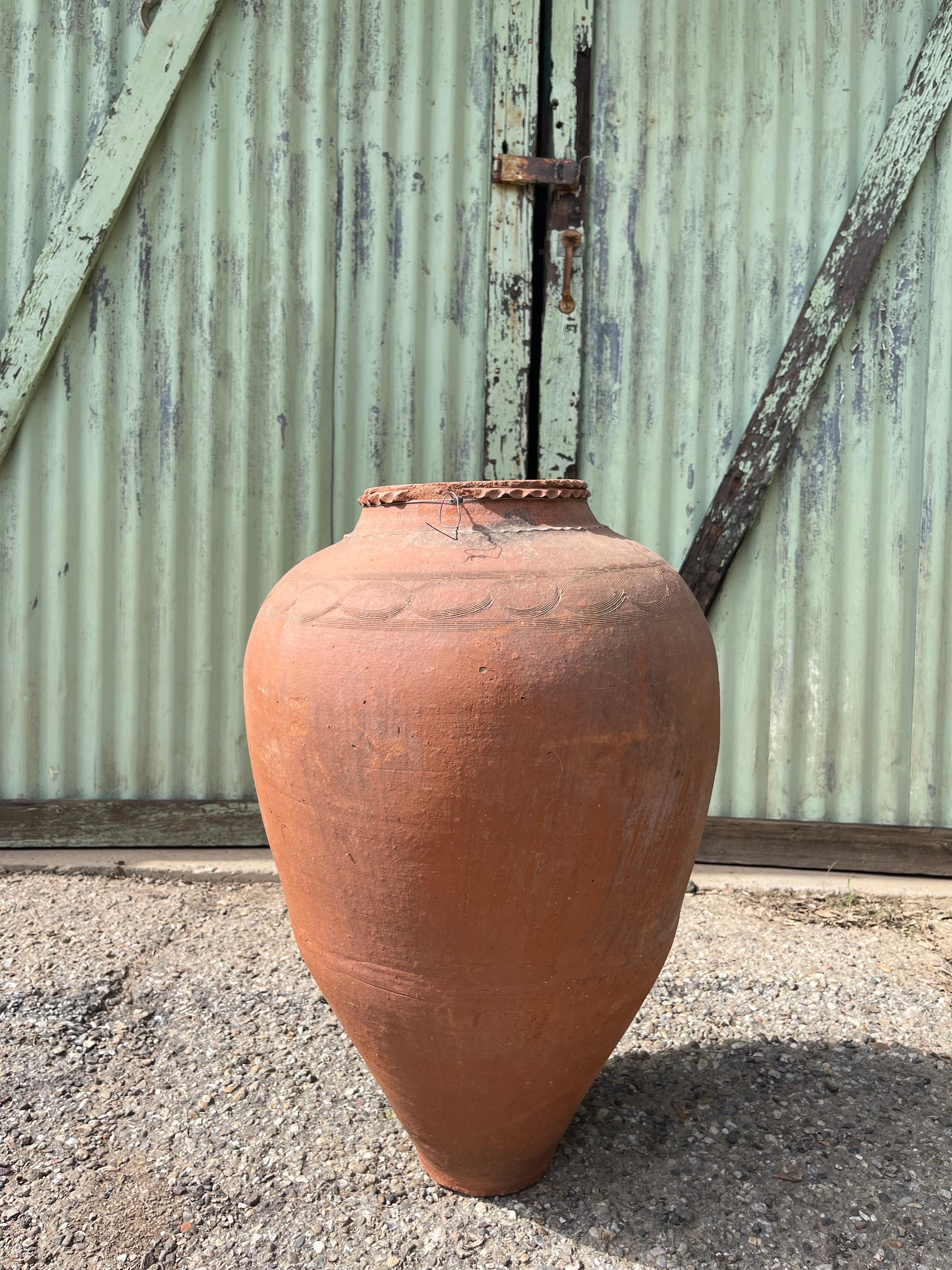 Fatto a mano Zeytin Küpü (Vaso di olive turche - medio) in vendita