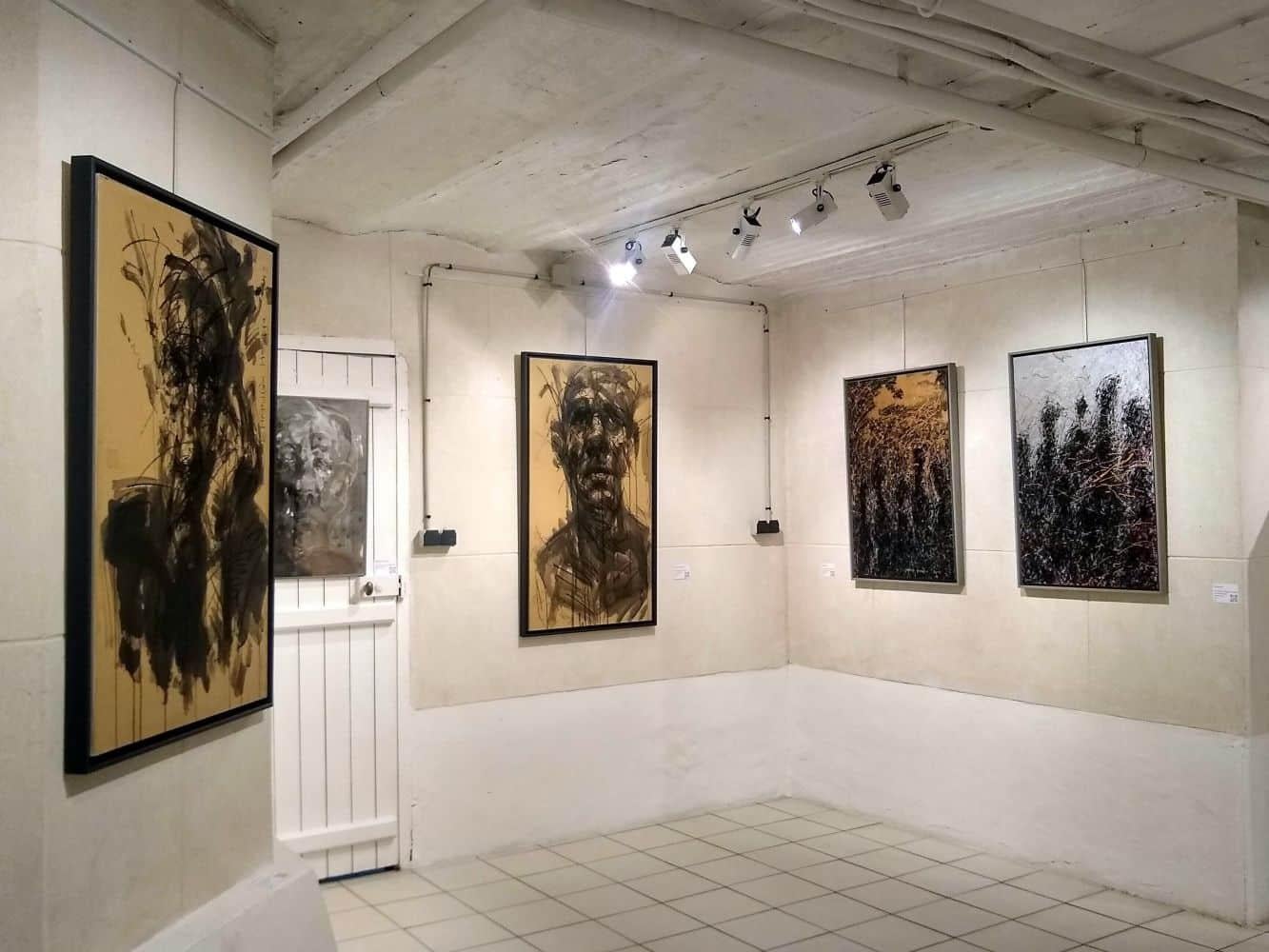 A Second 4 di Zhang Hongyu - Pittura contemporanea semi-astratta, nero, arancione in vendita 1