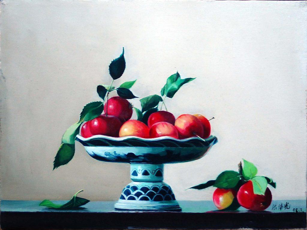Red Apples  is an oil painting realized  by Zhang Wei Guang (Mirror) in 2006. 

Includes frame.

Hand signed on the lower right.

Signature and various signs in Chinese calligraphy on the lower right margin. 

H 41 x 50,5 cm with frame.

Good