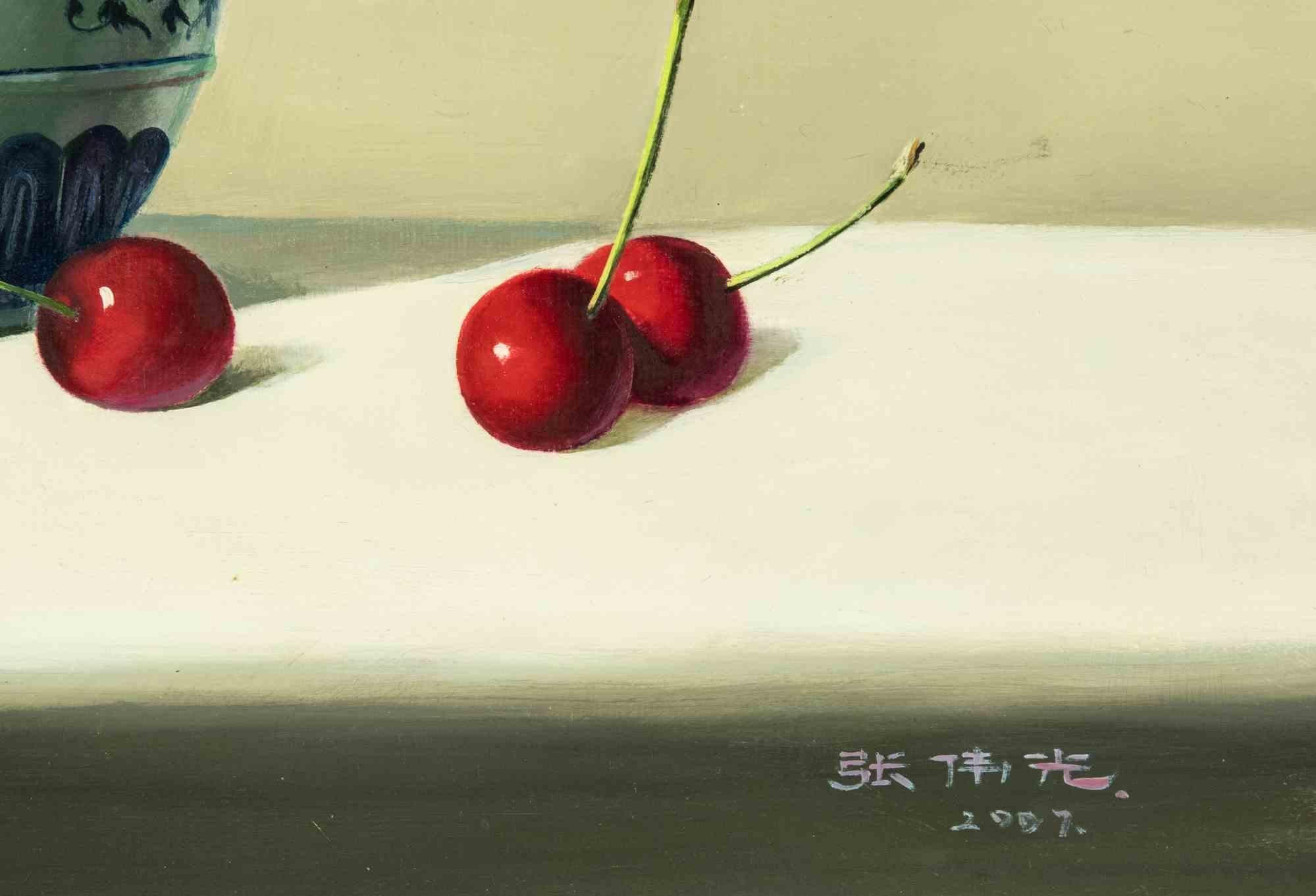 Cherries auf dem Tisch –  Ölgemälde von Zhang Wei Guang - 2007 im Angebot 1