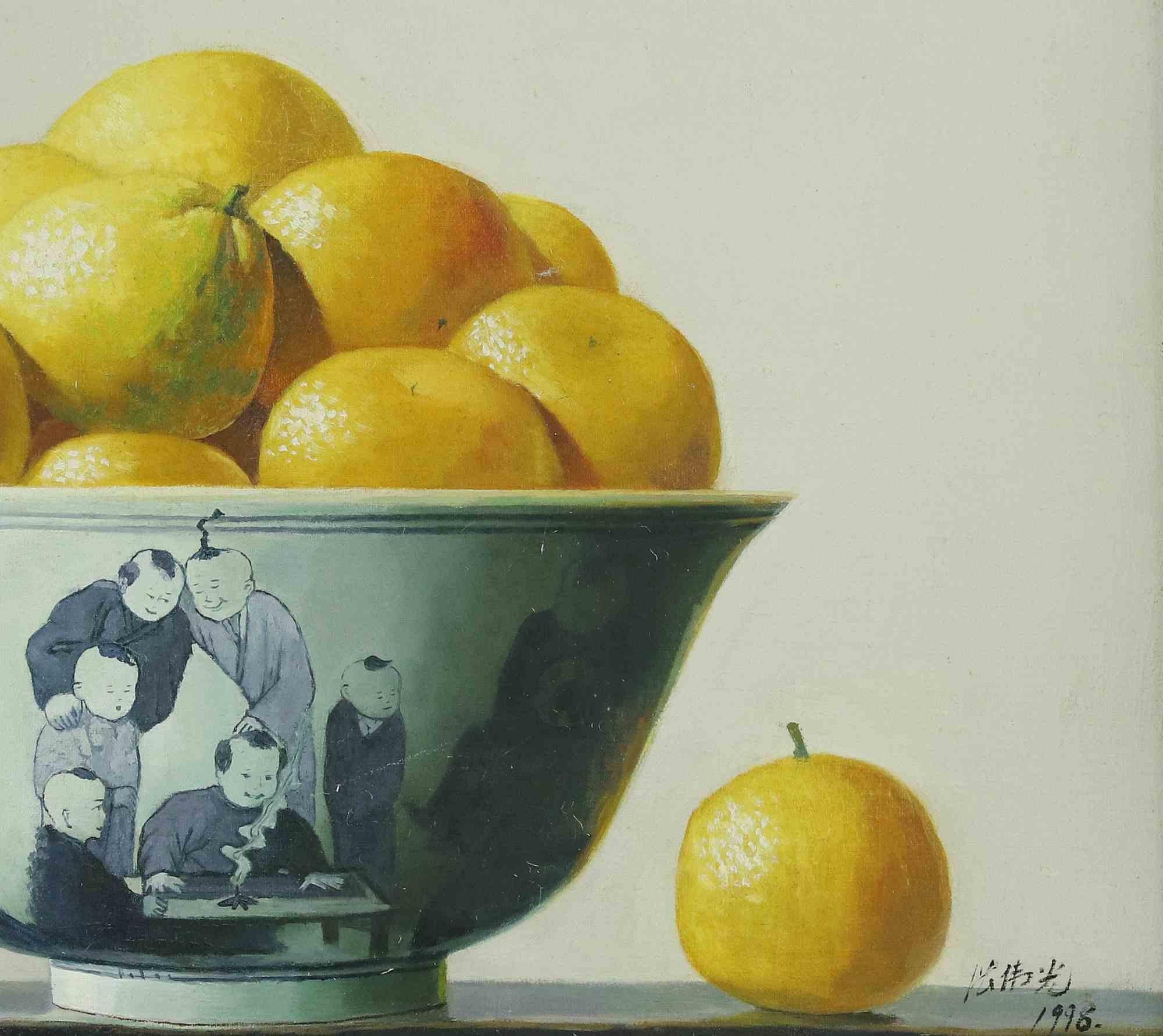 Oranges in a Bowl is an original oil painting realized in 1998 by Zhang Wei Guang (Mirror).

Mixed colored oil painting

Includes frame

Hand-signed and dated on the lower right corner.

Good conditions.

Zhang Wei Guang , also called ‘mirror' was