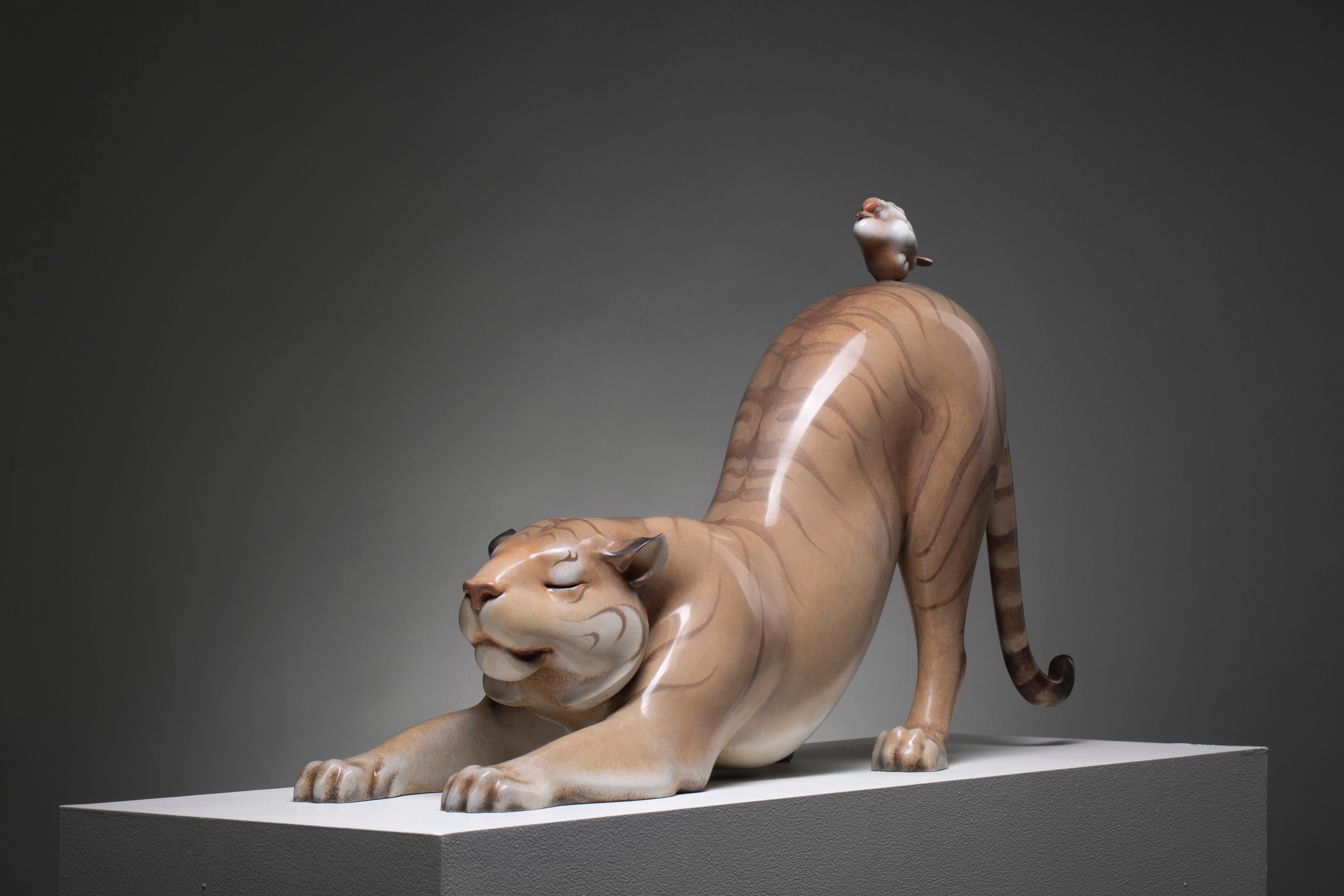 Zhao Kai Figurative Sculpture - Wander Series - Wake Up - Tiger & Bird Sculpture 