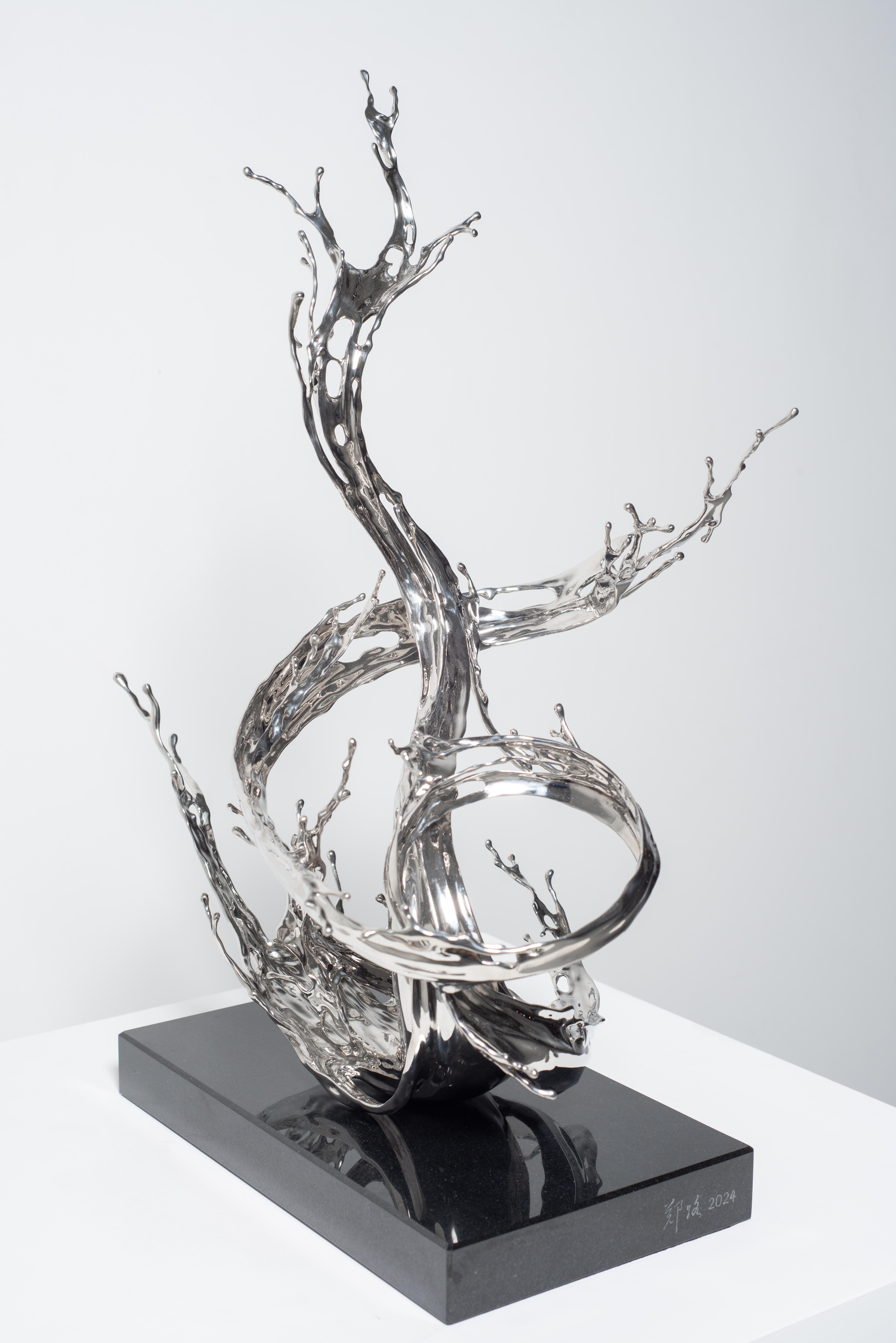 Zheng Lu
Undercurrent, 2023
Stainless steel
23.62 x 16.54 x 12.6 in.
60 x 42 x 32 cm
ZL115.03

Gravity-defying sculptures by Zheng Lu (b. 1978, Chifeng, Inner Mongolia) are installed in public spaces around the world, including a monumental work at