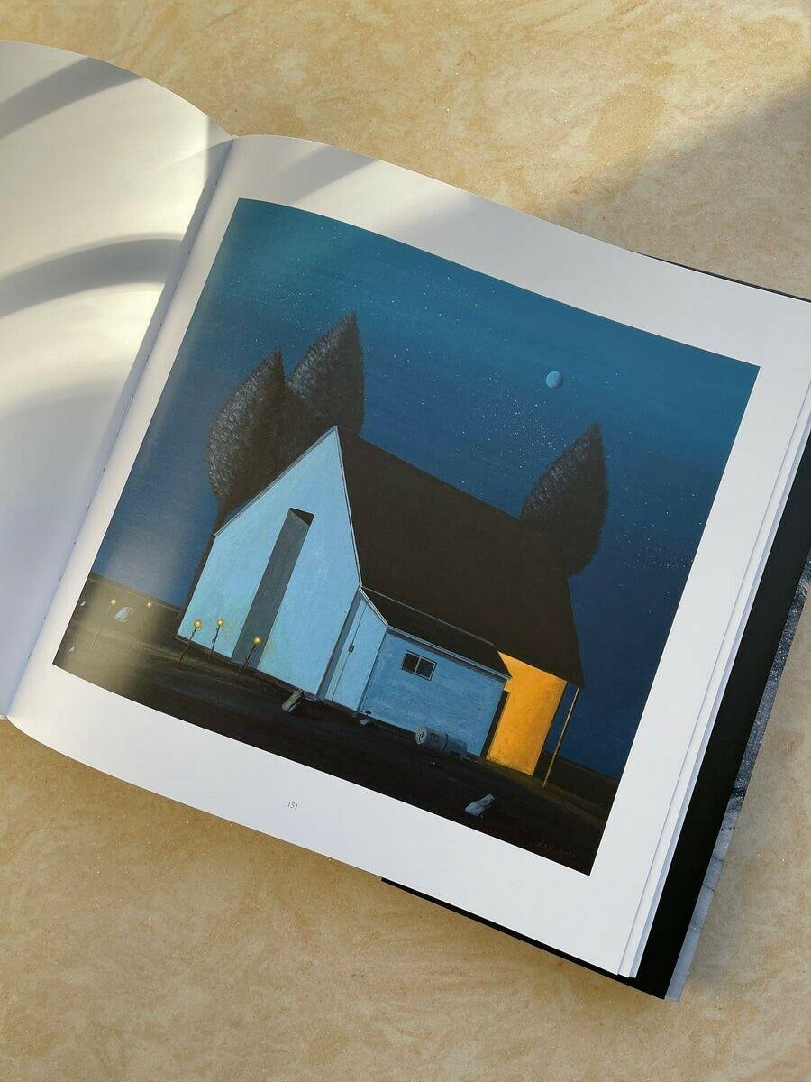 Le livre d'art est de 30x30cm，contenant la plupart des œuvres et quelques croquis de novembre 2020 à début novembre 2021. Le nombre total de pages est de 200, et les livres sont à couverture rigide. du papier mat 157g est utilisé pour les pages