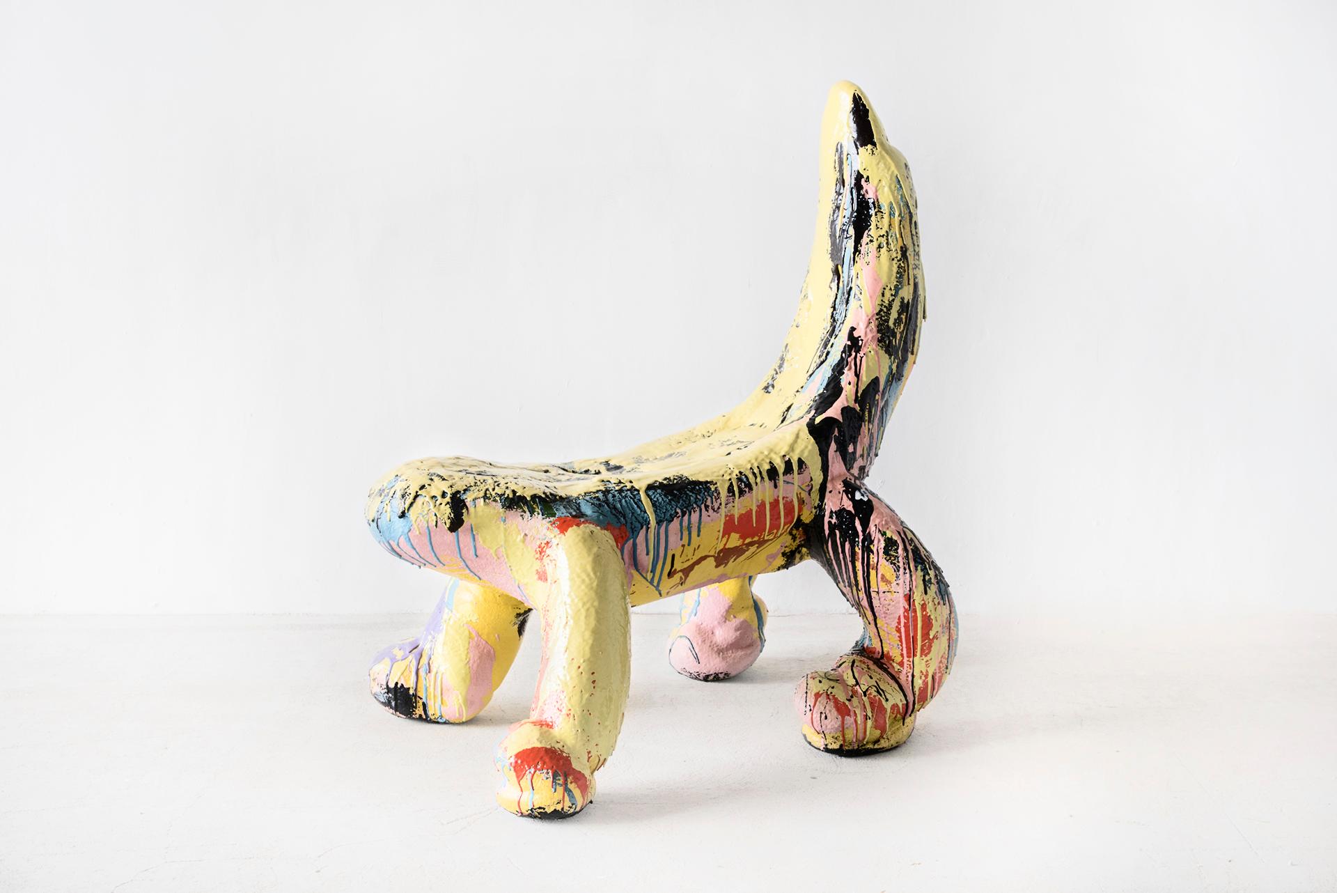 Chinois Chaise jaune contemporaine modèle « Chaise de pratique animalière » de Zhou Yilun, Chine, 2021 en vente