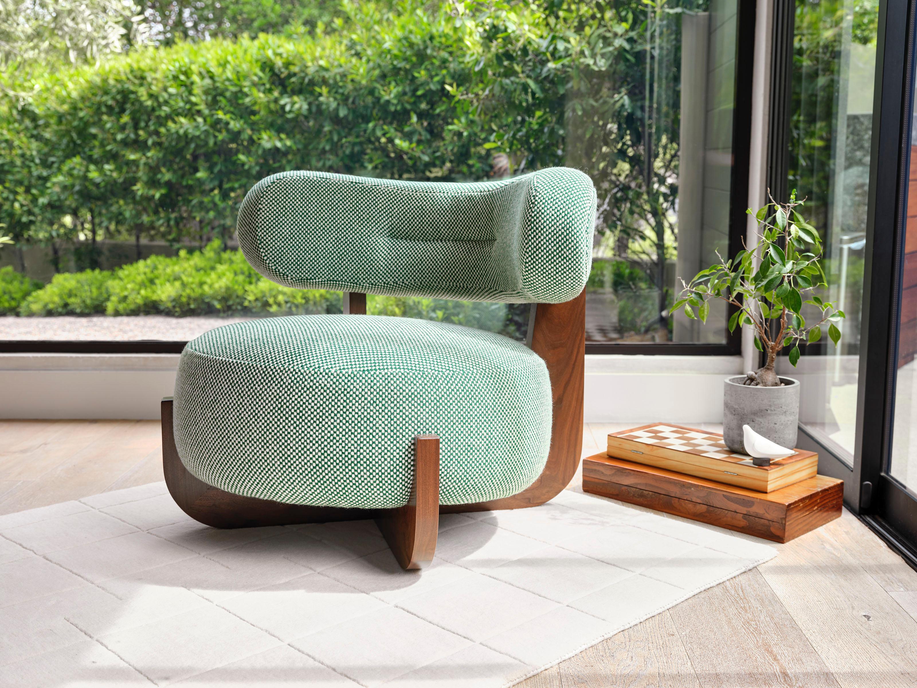 Ziba Lounge Chair von Phase Design (amerikanisch) im Angebot