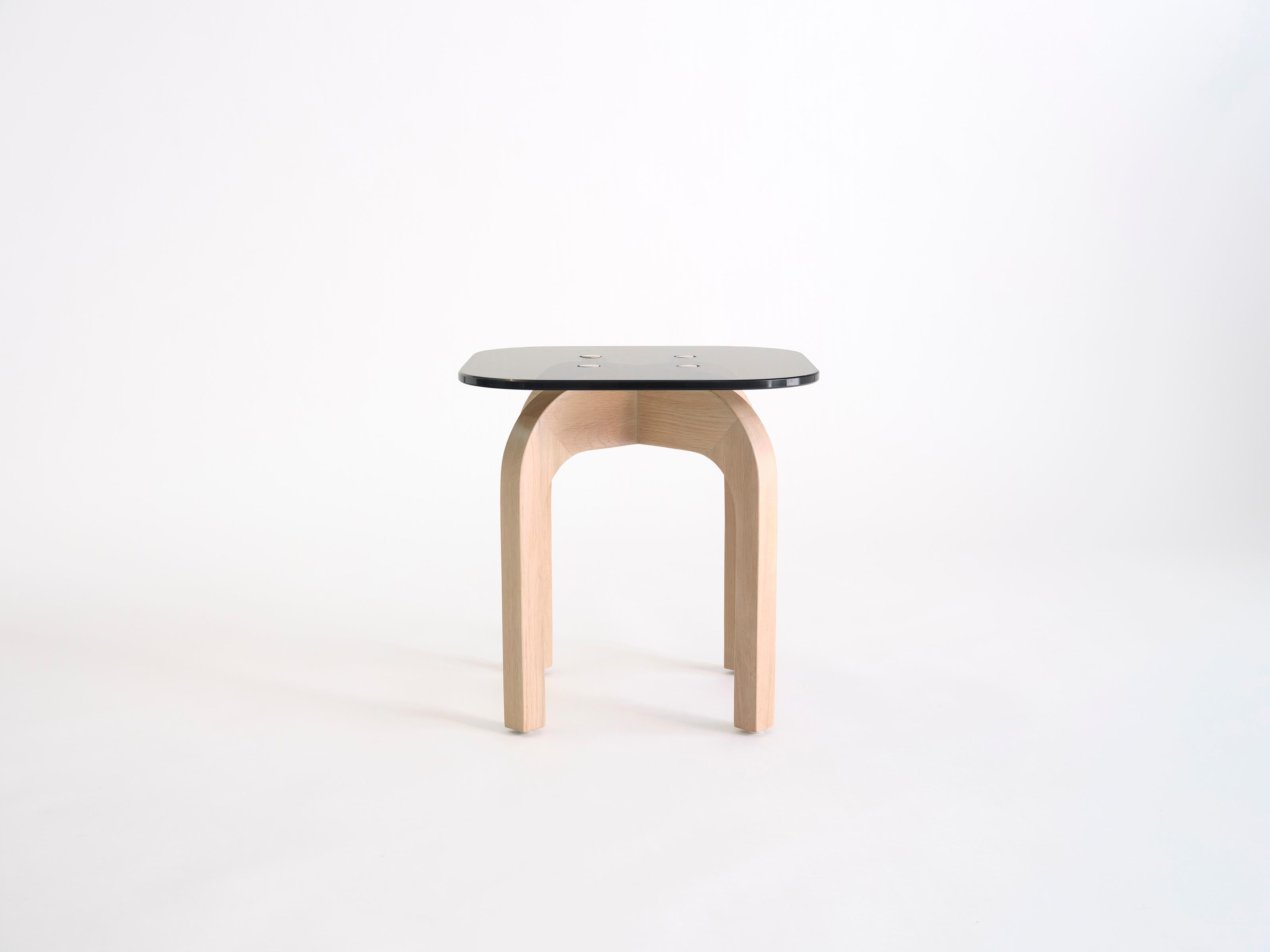 Ziba Beistelltisch von Phase Design im Zustand „Neu“ im Angebot in North Hollywood, CA