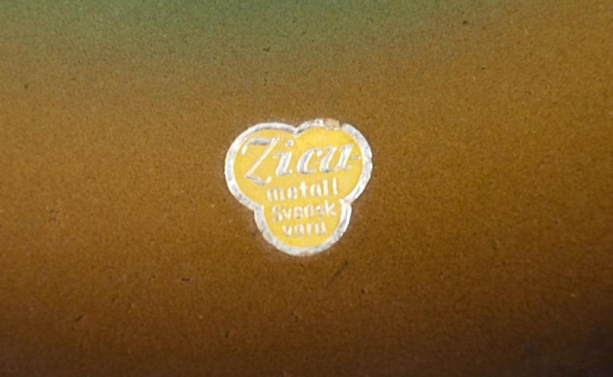 Zicu, Schweden, zwei Art-Déco-Schalen aus patiniertem Metall (20. Jahrhundert) im Angebot